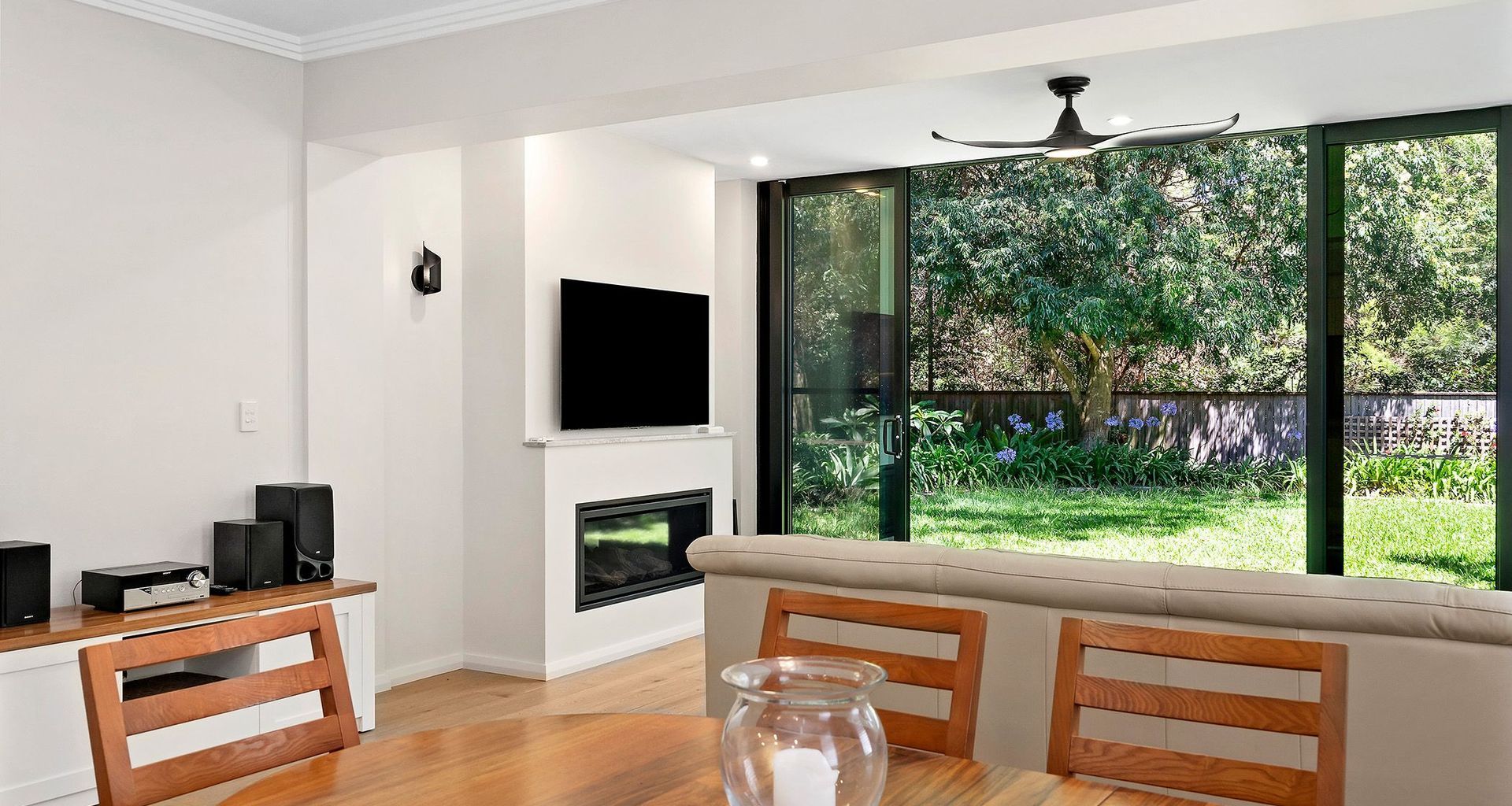 Eastern Valley Apartment banner