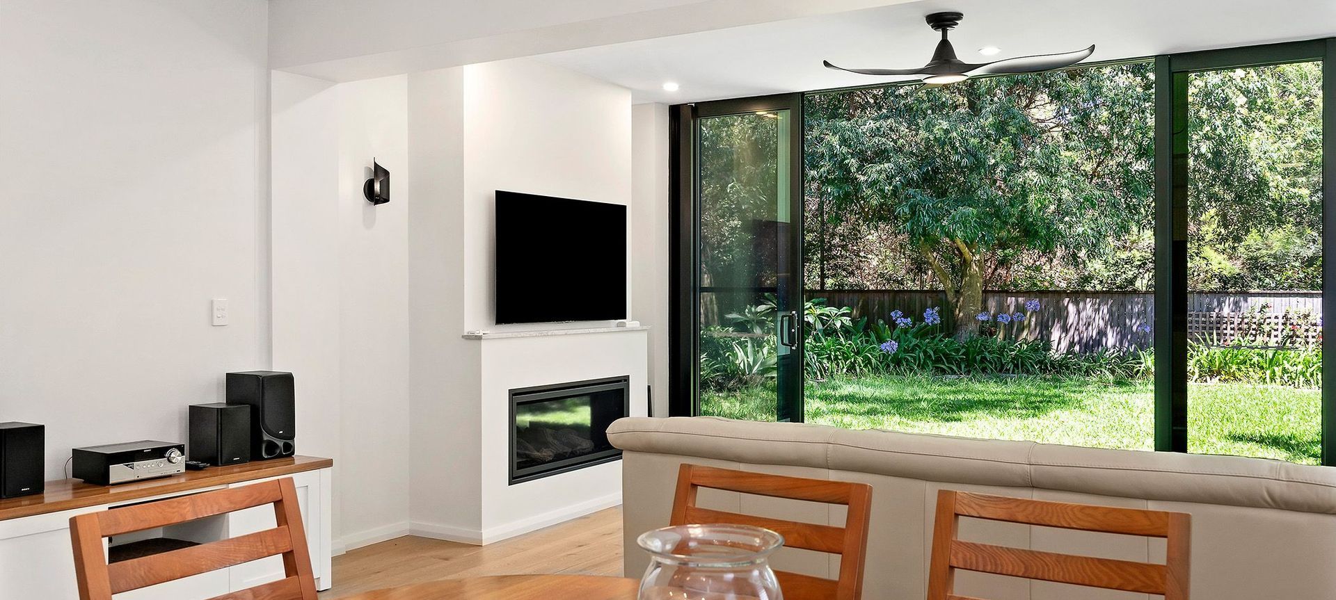 Eastern Valley Apartment banner