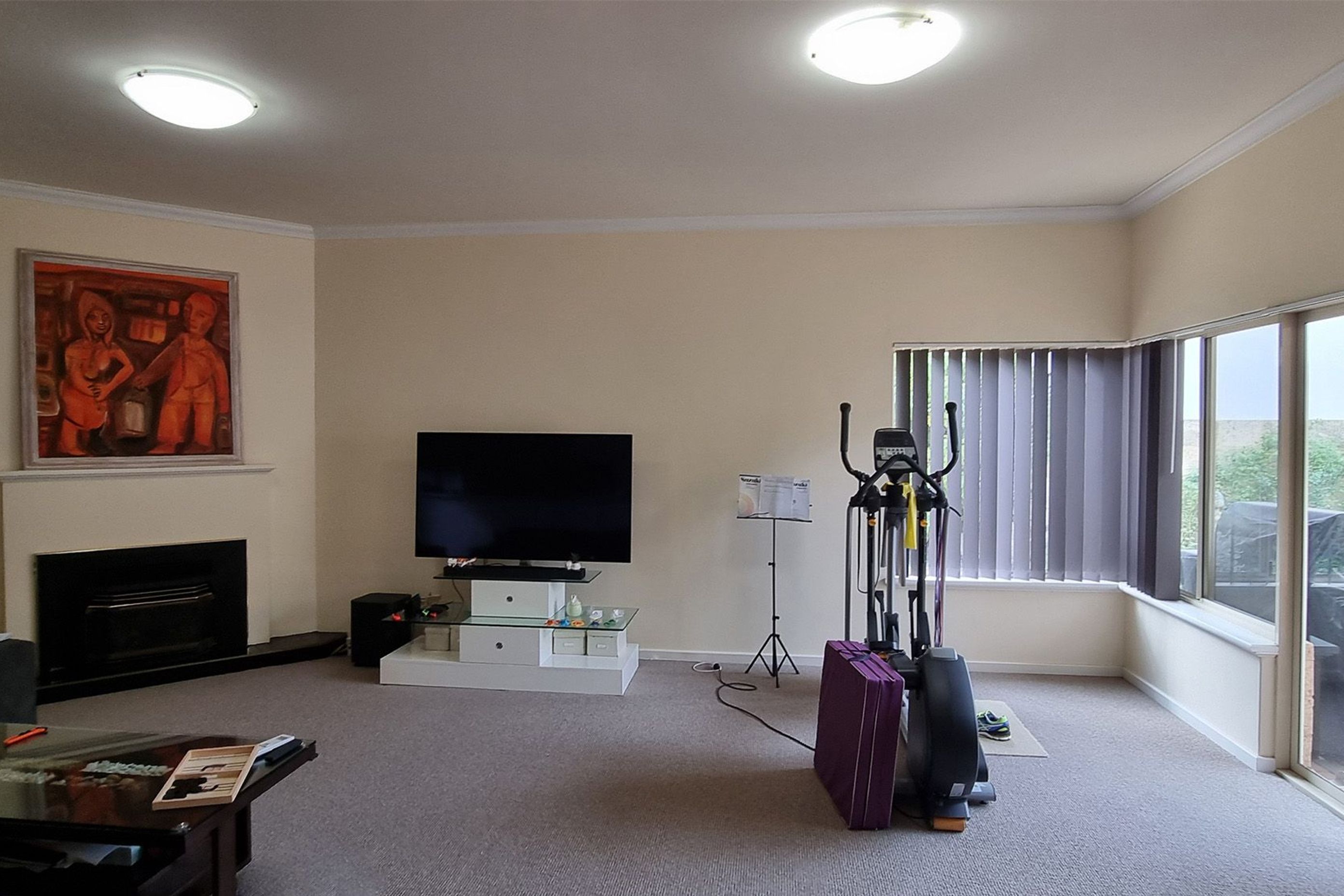 4-Living-Rm-TV-Unit-Before.jpg