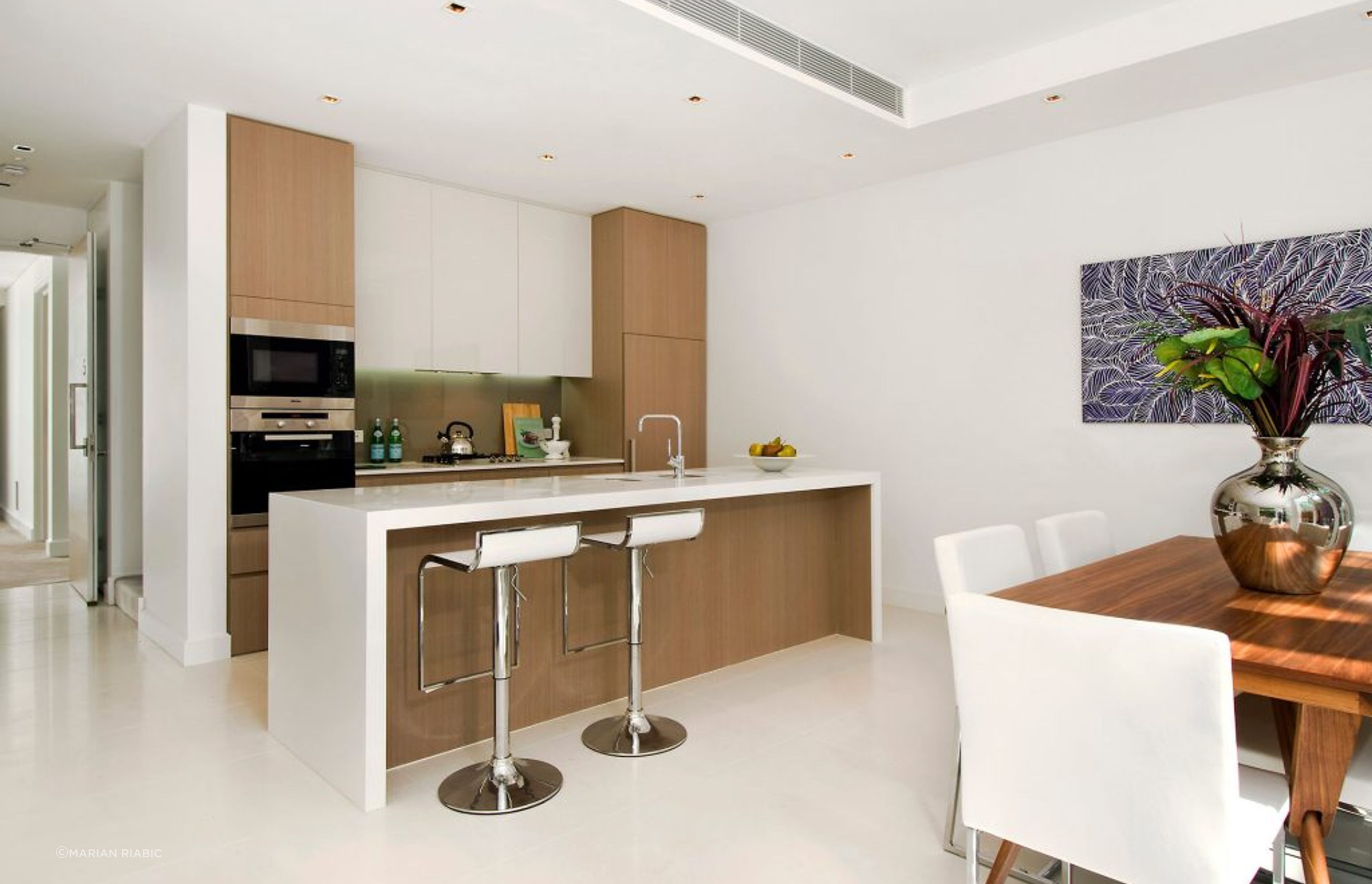 Carabelle Apartments, Kirribilli