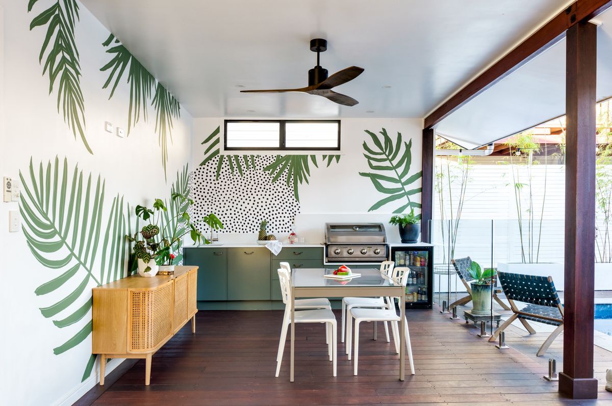 Tarragindi Outdoor Room & Kitchen