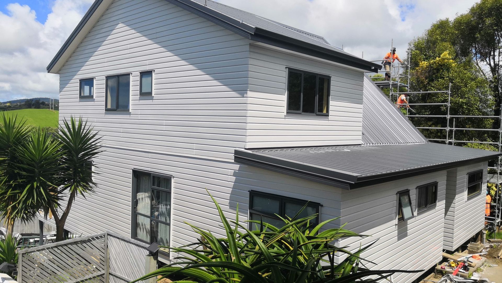 Lochinvar Leaky Home banner