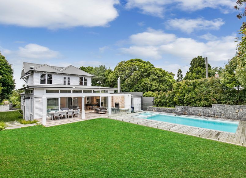 Gillies Ave, Epsom