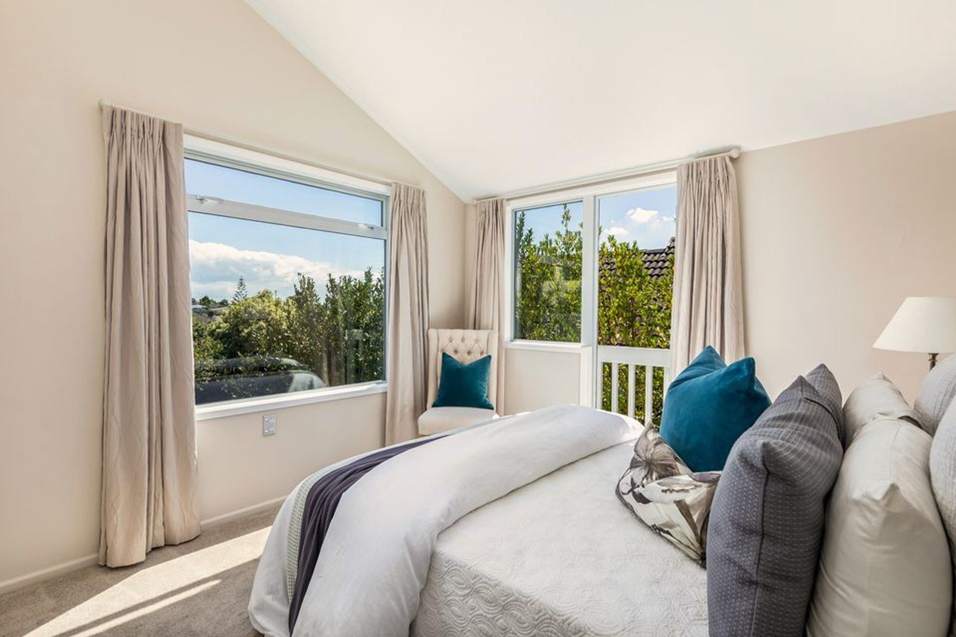 Mt Albert, Renovation