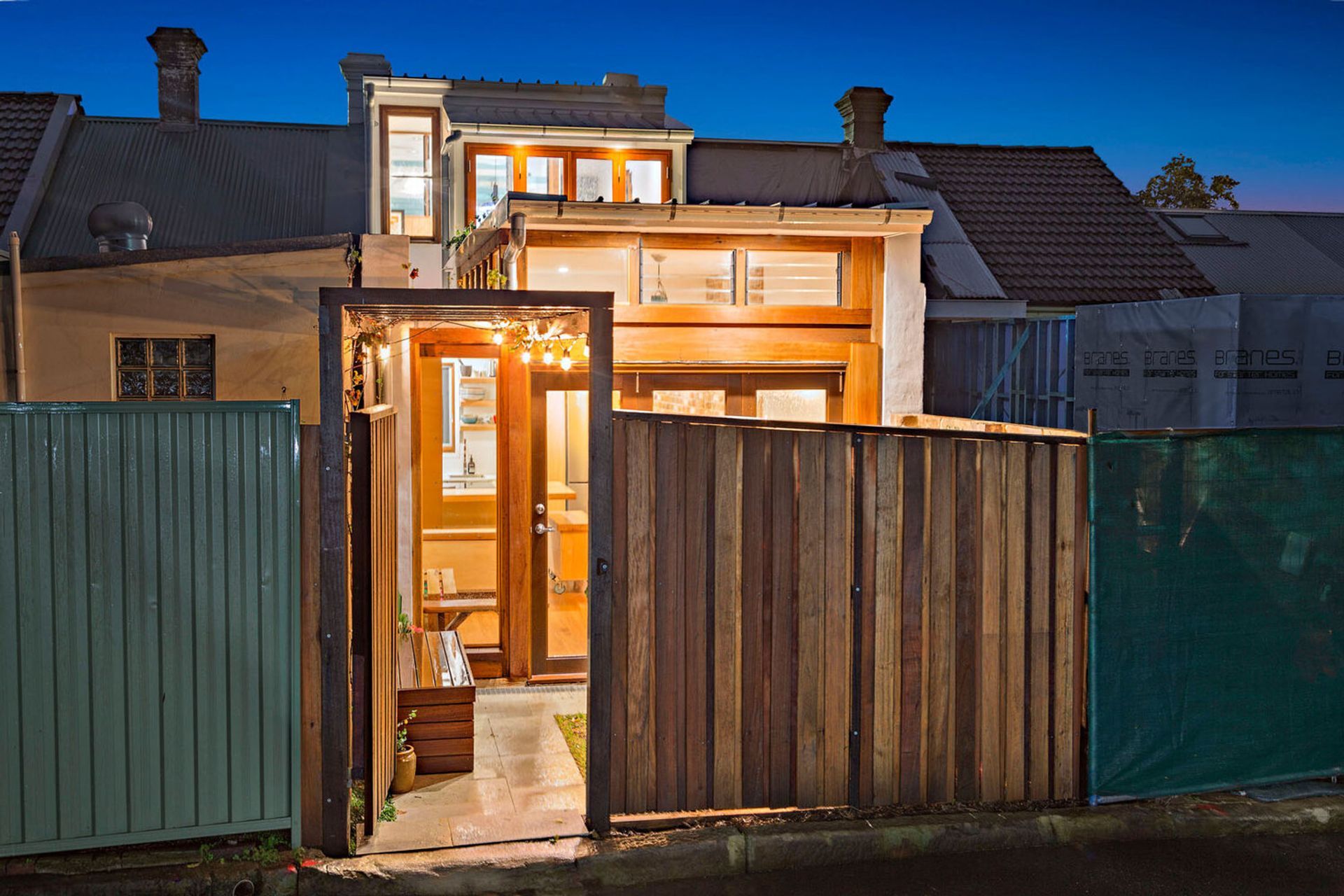 Edgeware House