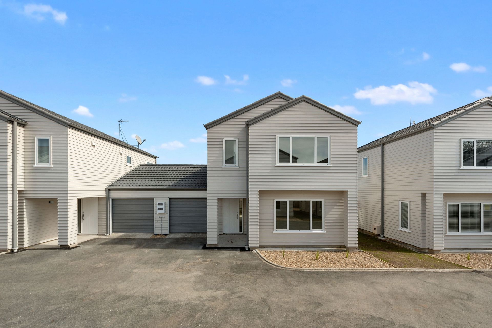Villa Vanto Reclad, Hamilton