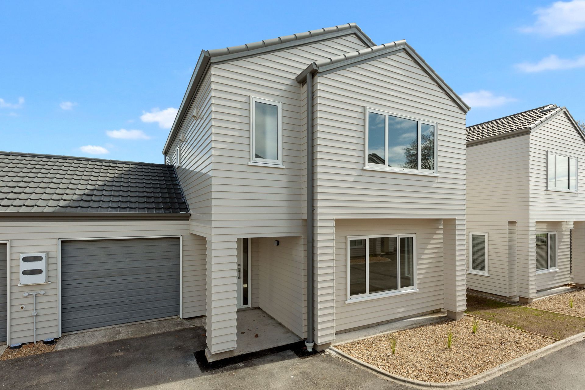 Villa Vanto Reclad, Hamilton