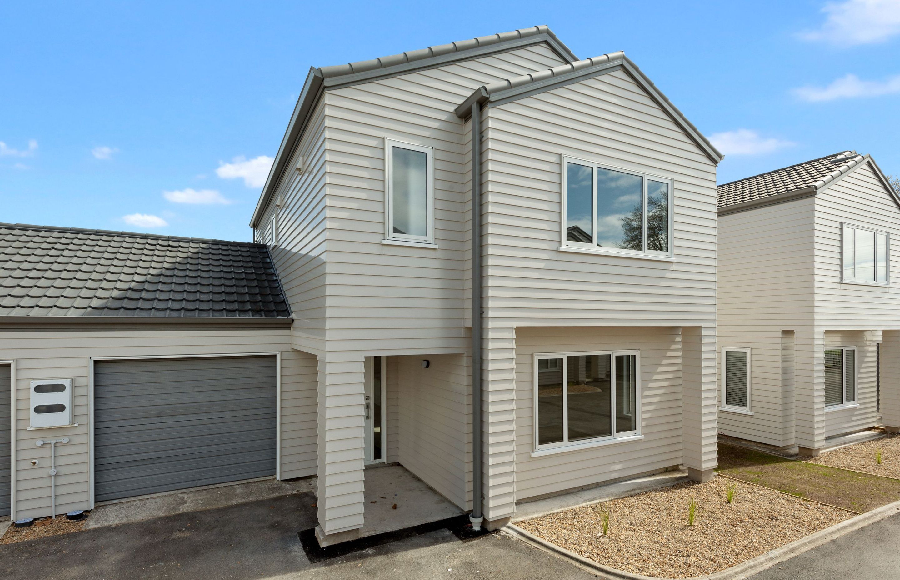 Villa Vanto Reclad, Hamilton