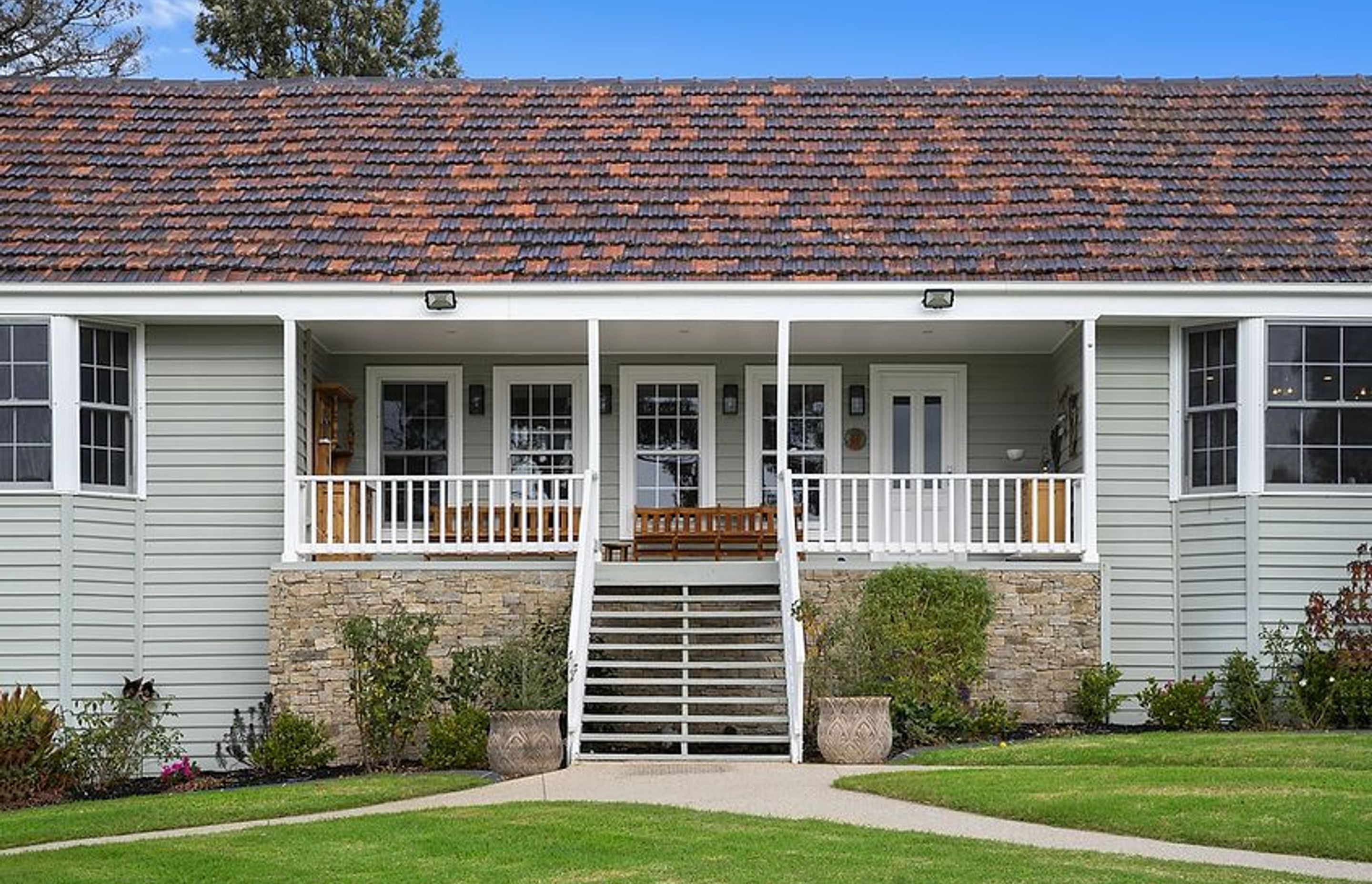 Marathon Cottage