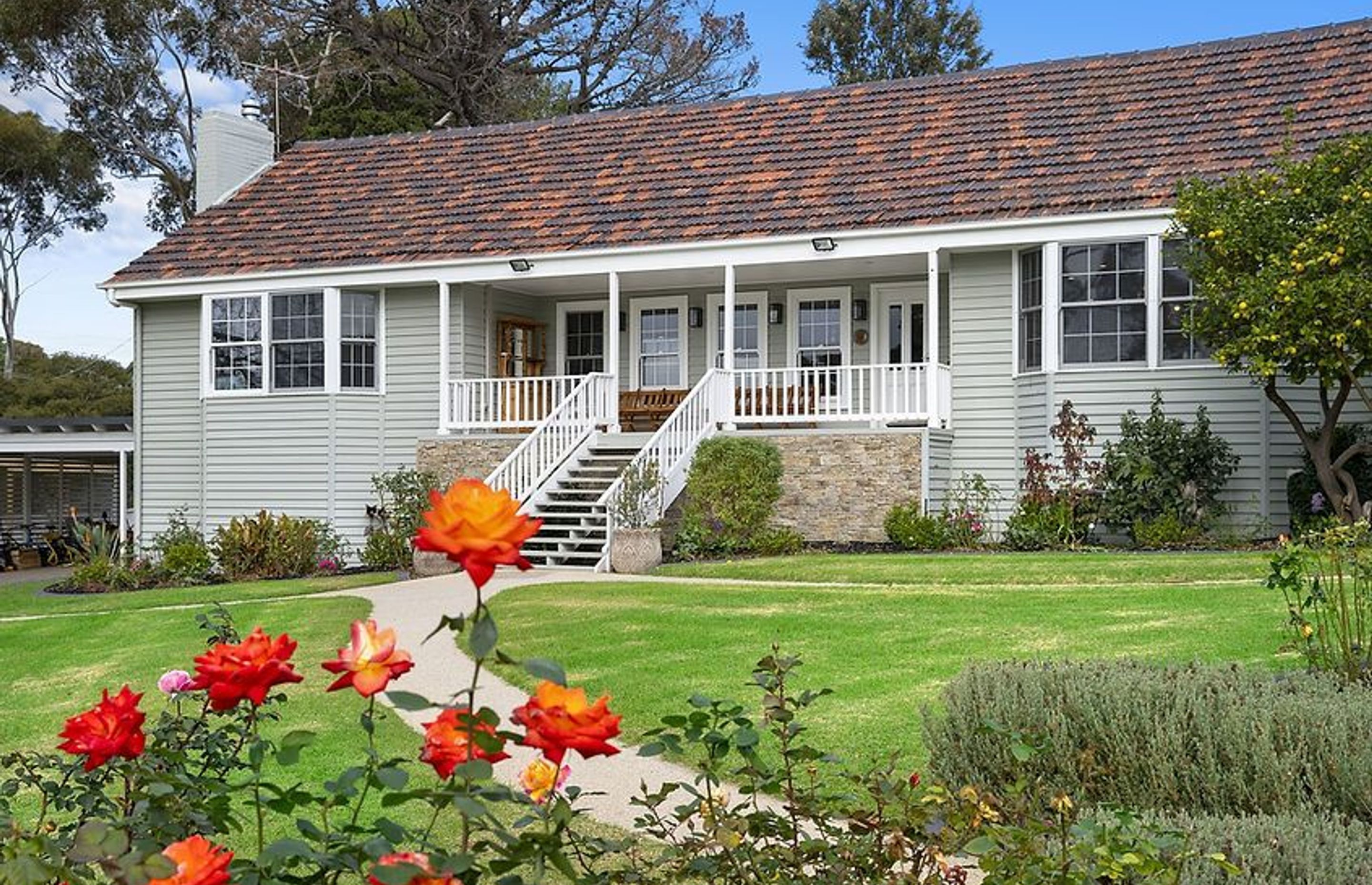 Marathon Cottage
