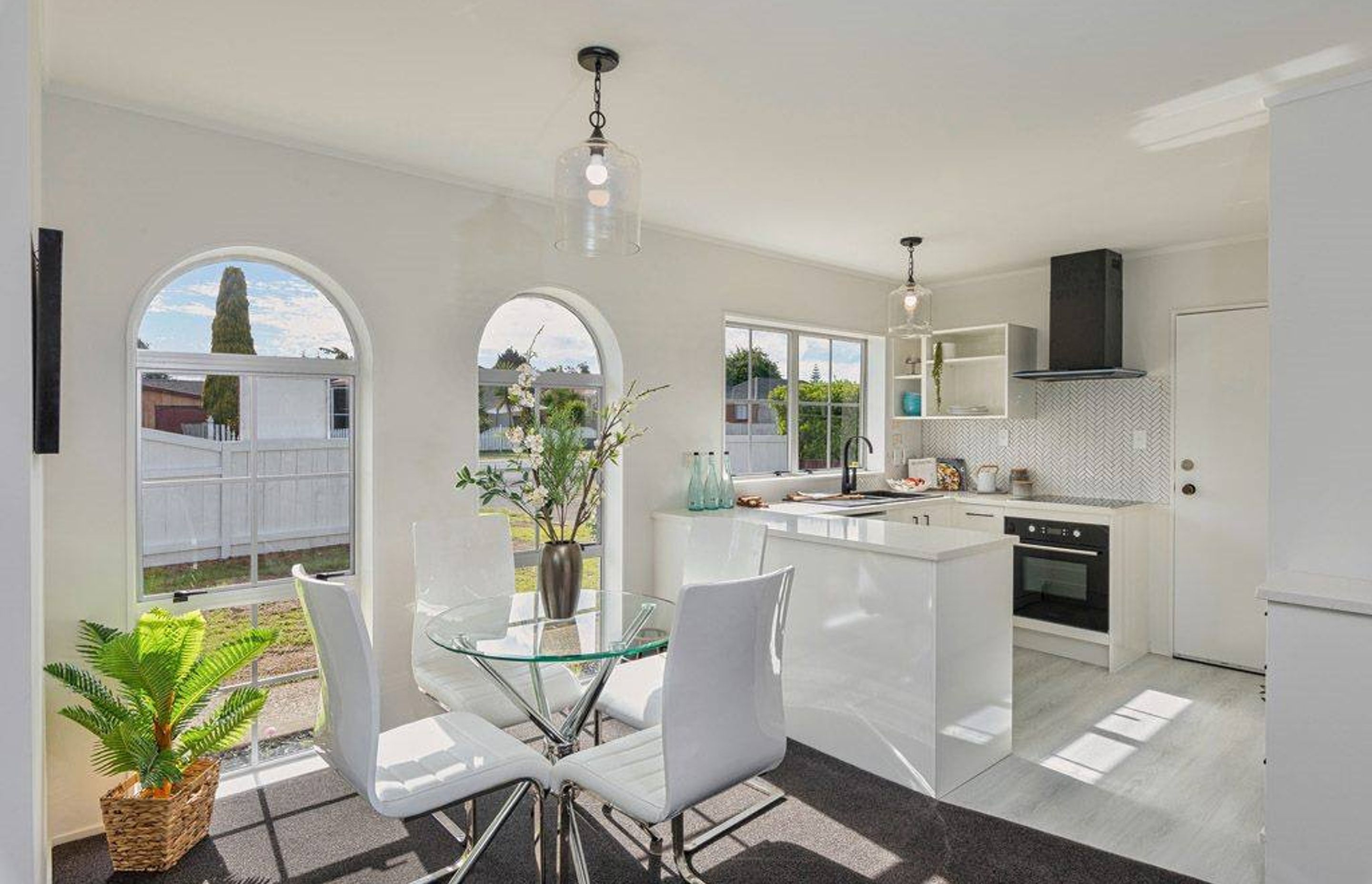 Kitchen - Light and fresh, letting in all the natural light
