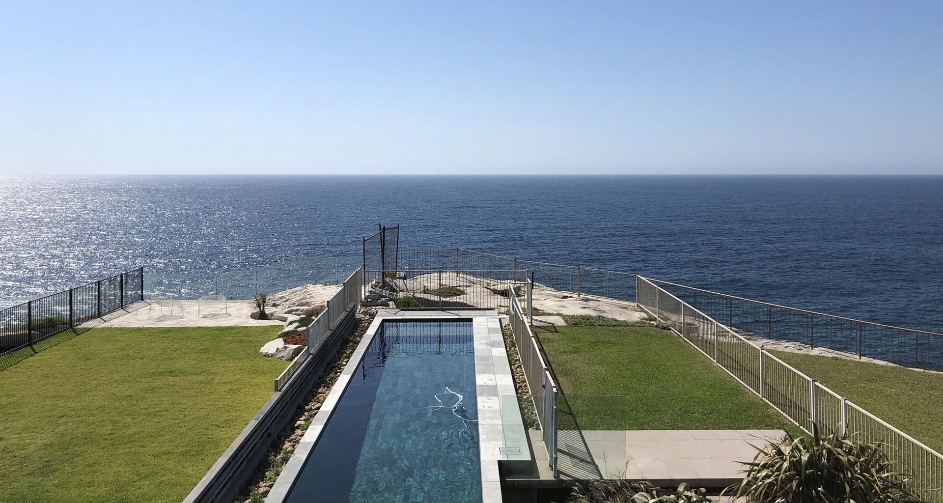 Seaview Residence banner