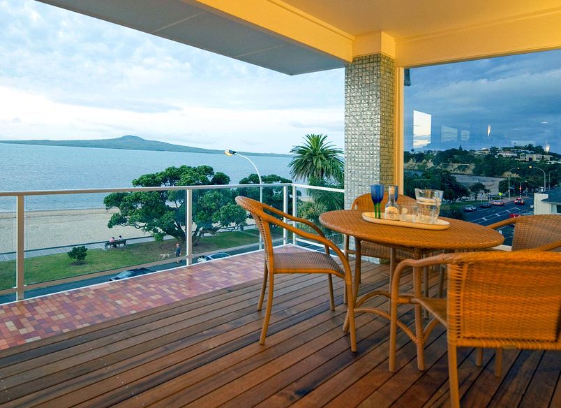 Tamaki Drive - Saint Heliers