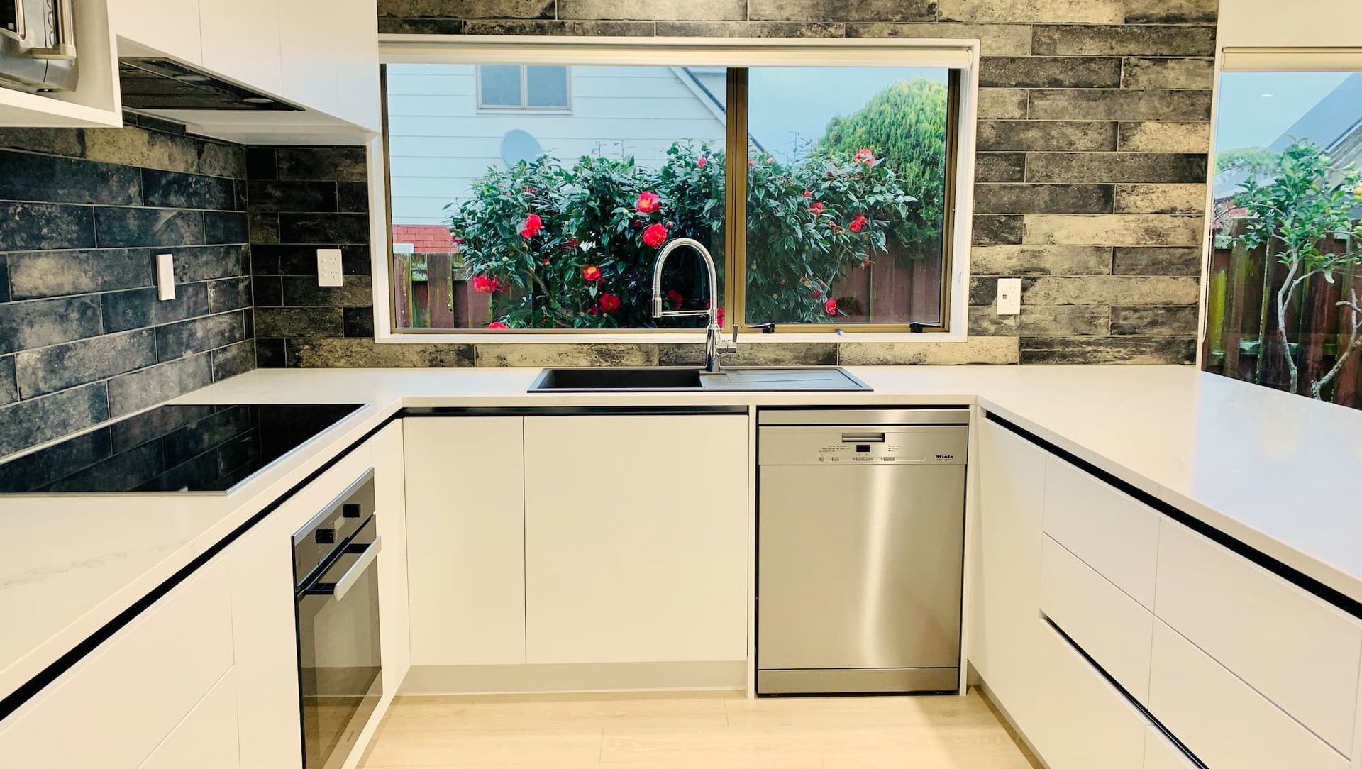 Sunnyhills Kitchen banner