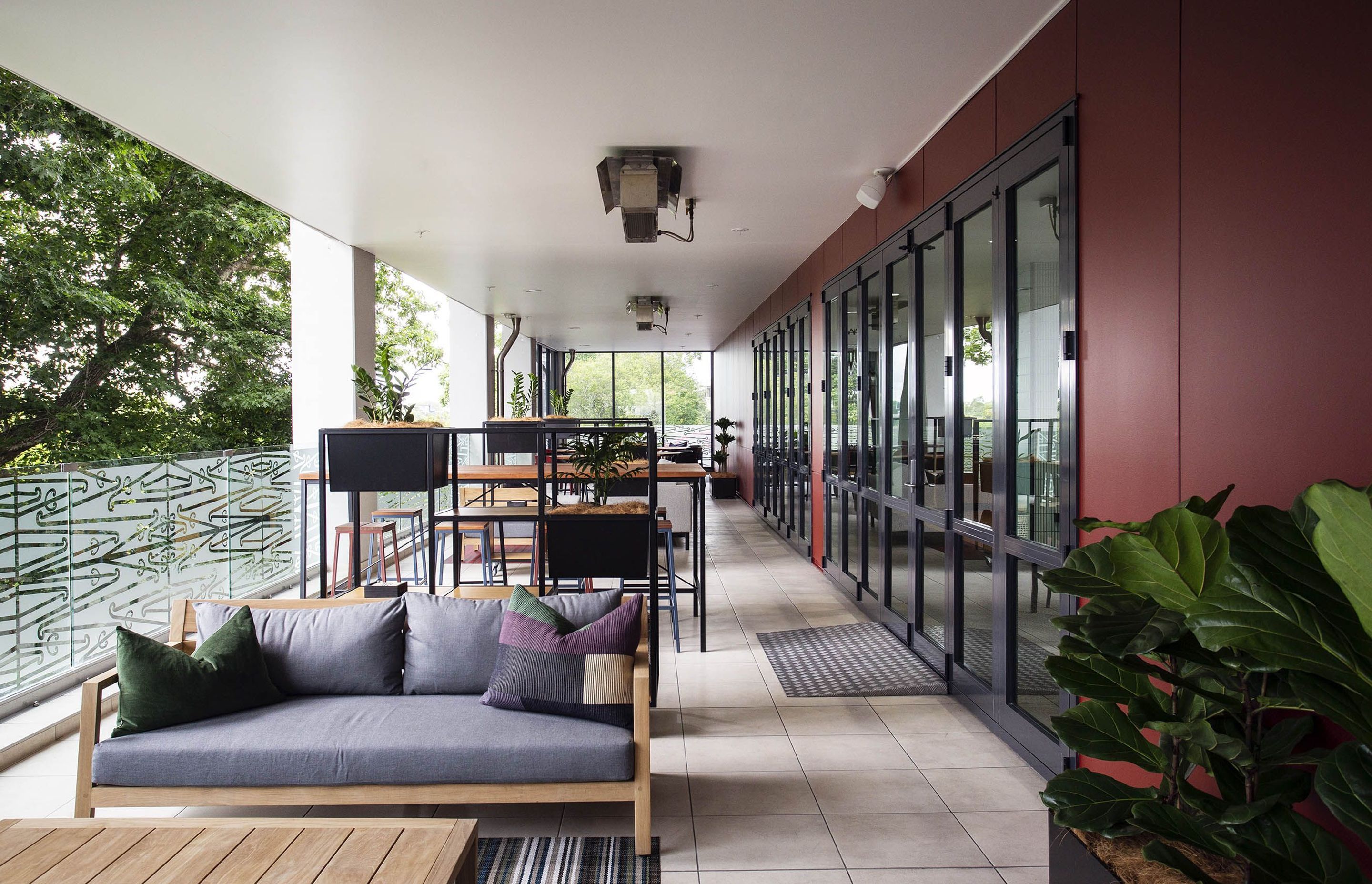 641248356ba0ef4200db6595Designwell-Ibis-Fitout-IMG9545-v3.jpg