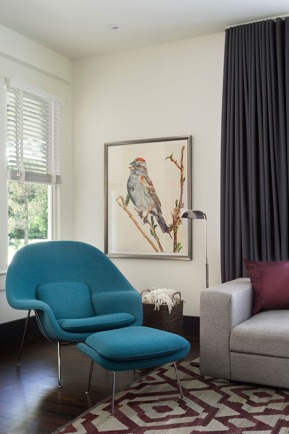 6TransformationinHemphillParkCuppettKilpatrickArchitectureandInteriorDesignaustin-tx-modern-living-room-blue-armchair.jpg
