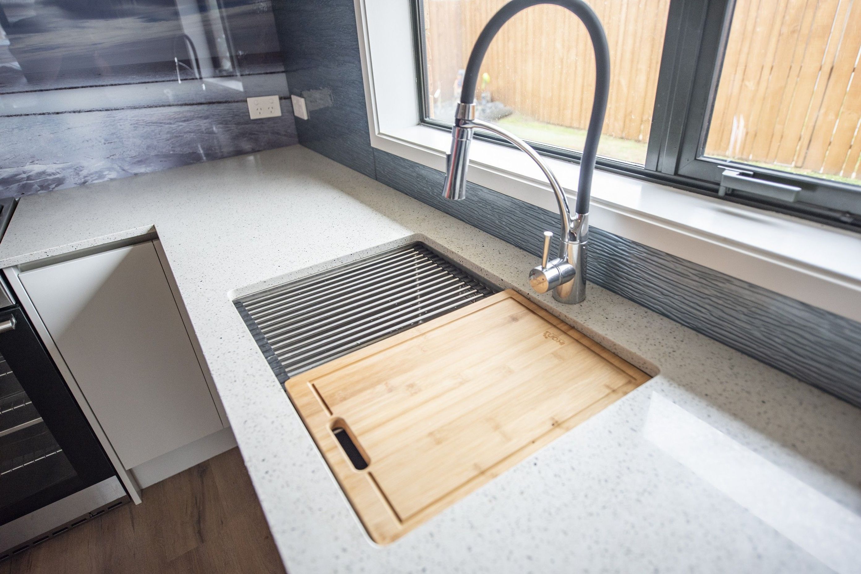 IKON Sink station