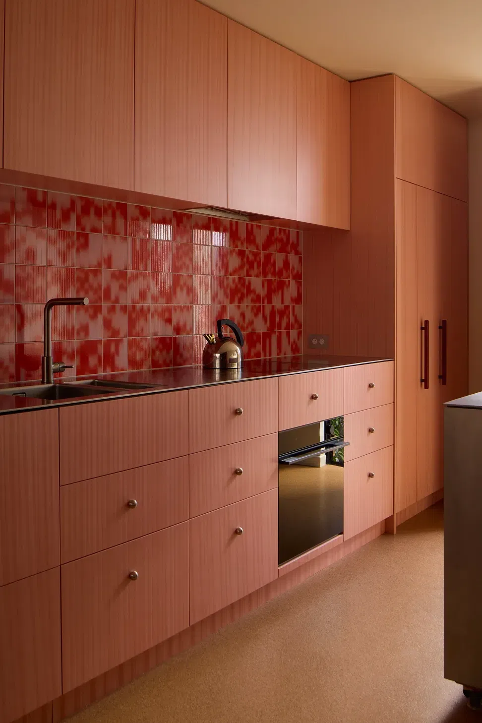 6a20c63171443381877e916fPaddington20by20Natalie20Bradburn20Studio20-20Pink20Dyed20Timber20Veneer206.webp