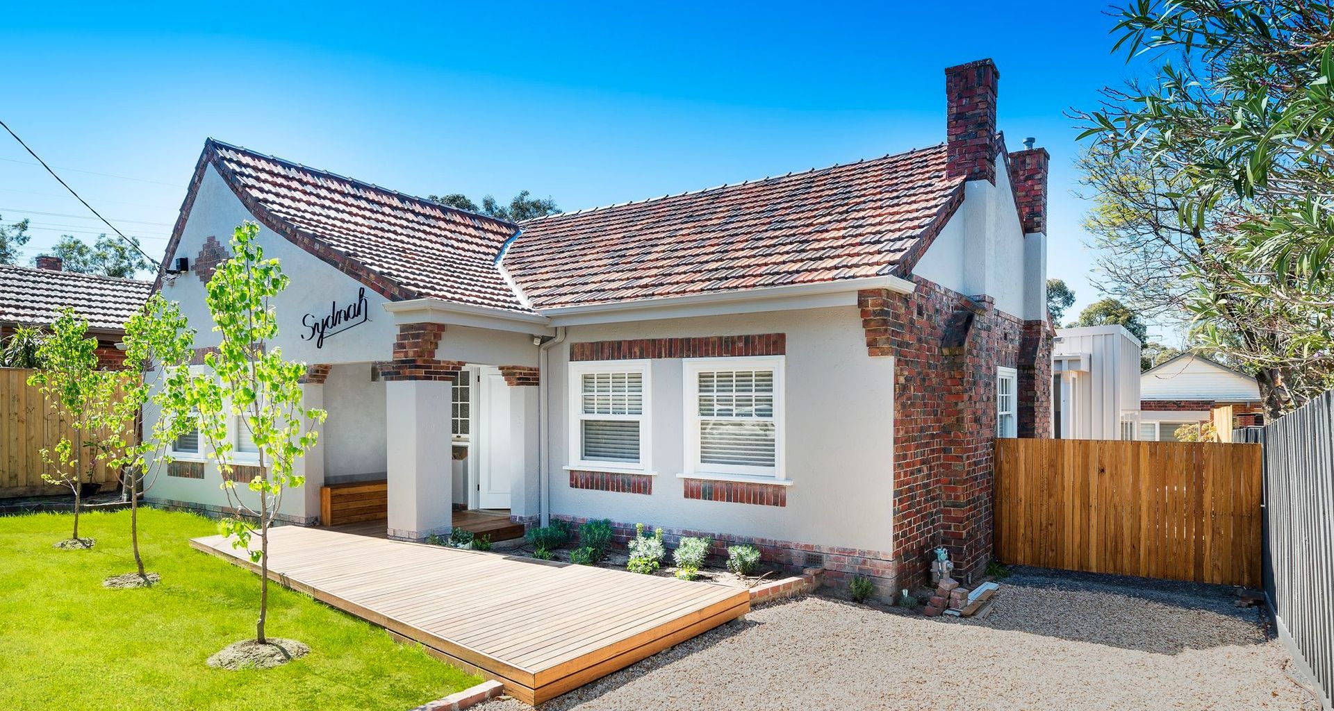 Glen Iris Residence banner