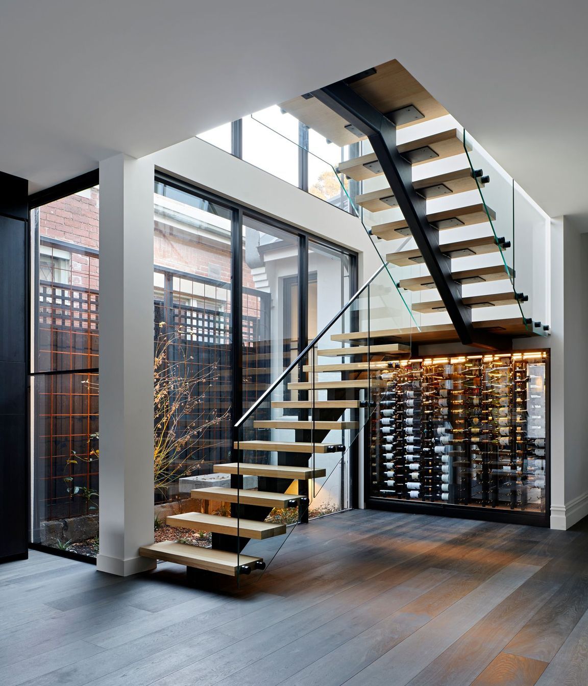 ##Molesworth St House, Kew