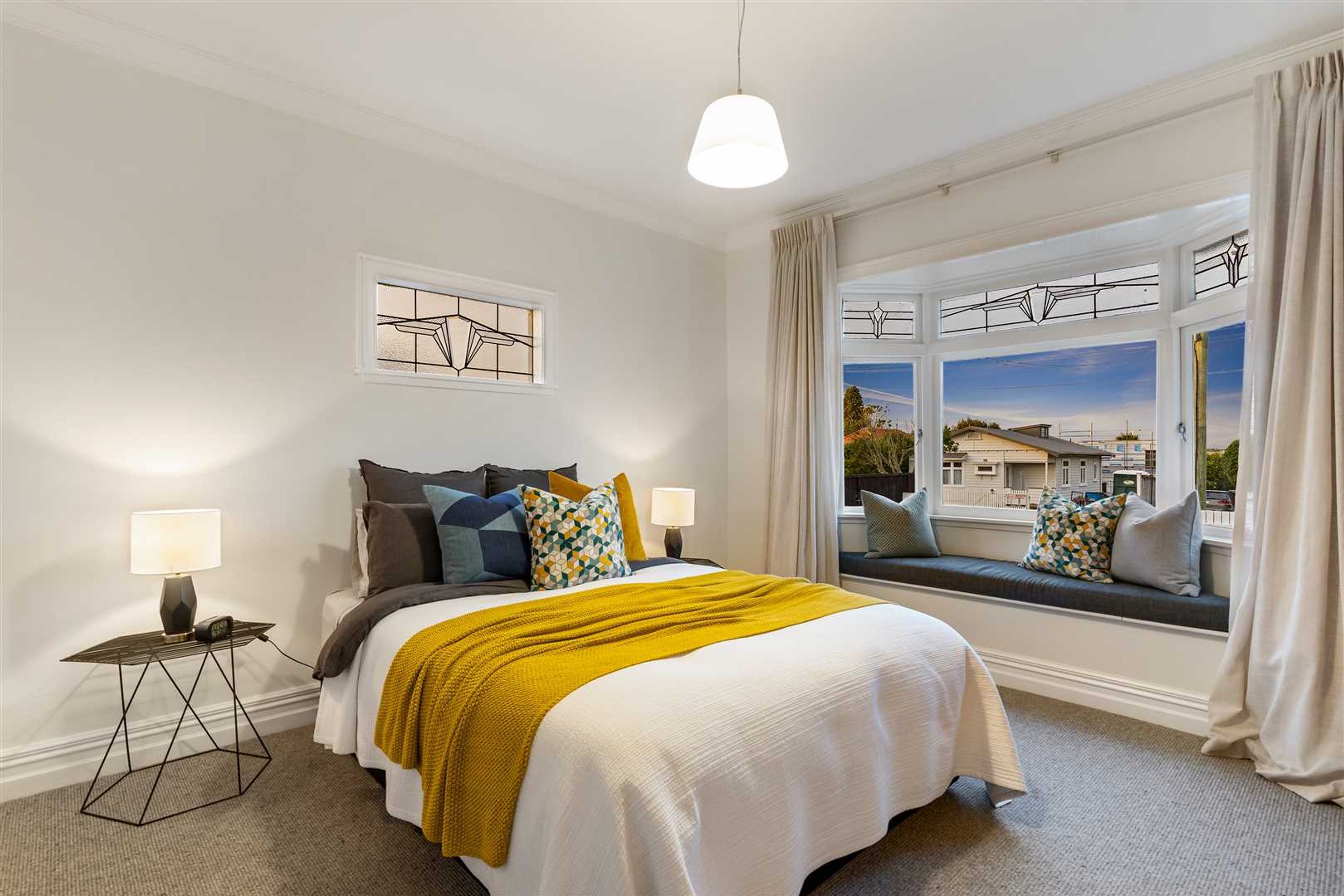 Chevalier Chic, Point Chev