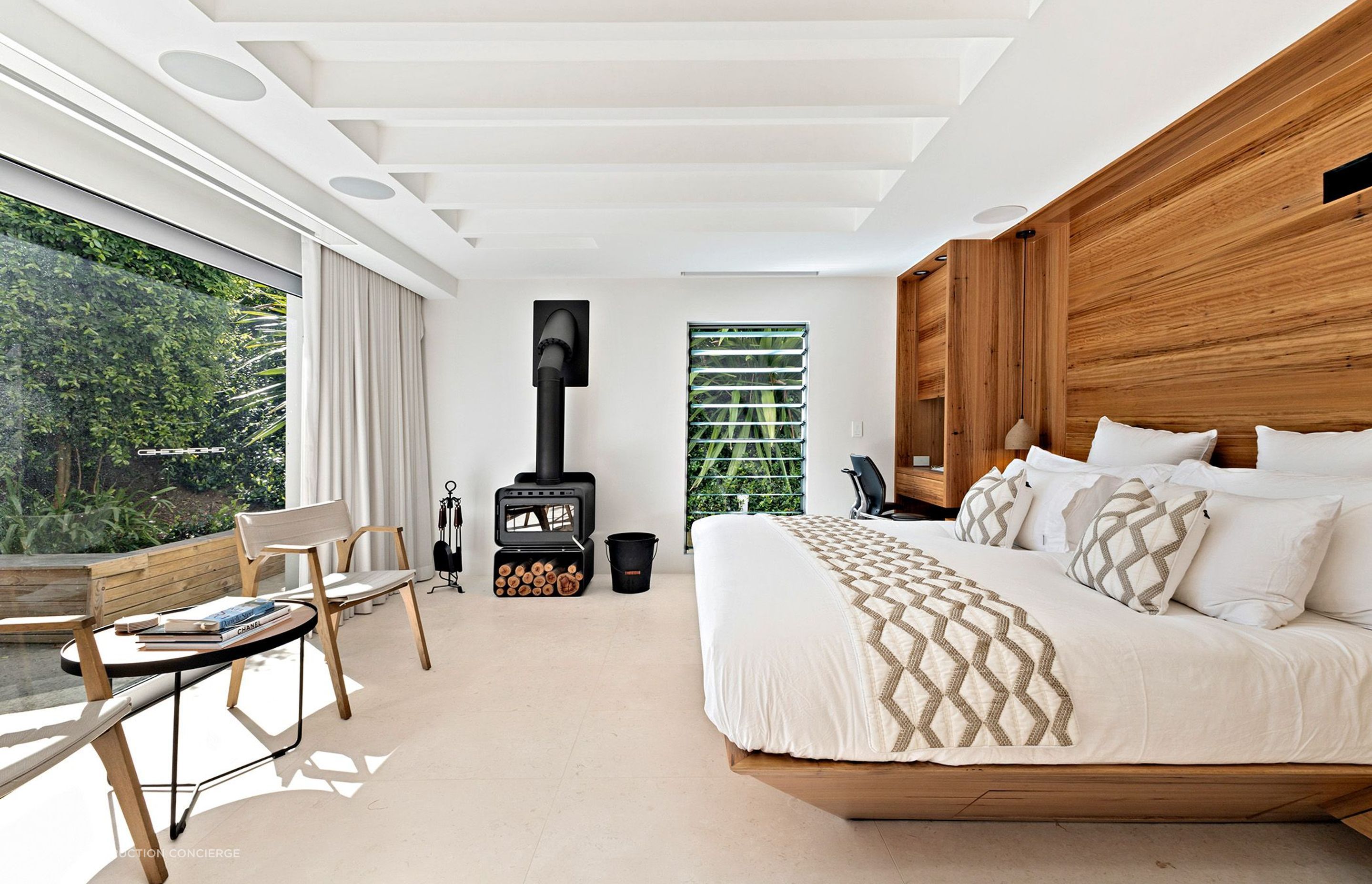 8-Bedroom.jpg