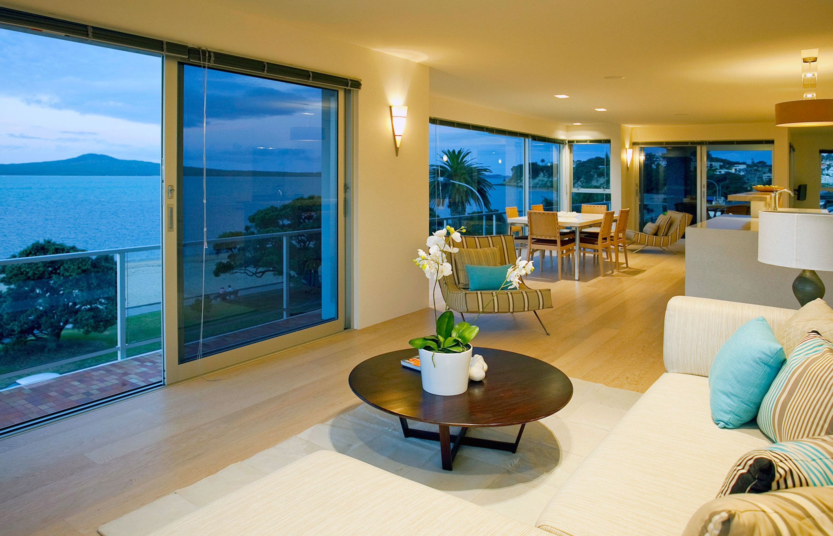 Tamaki Drive - Saint Heliers