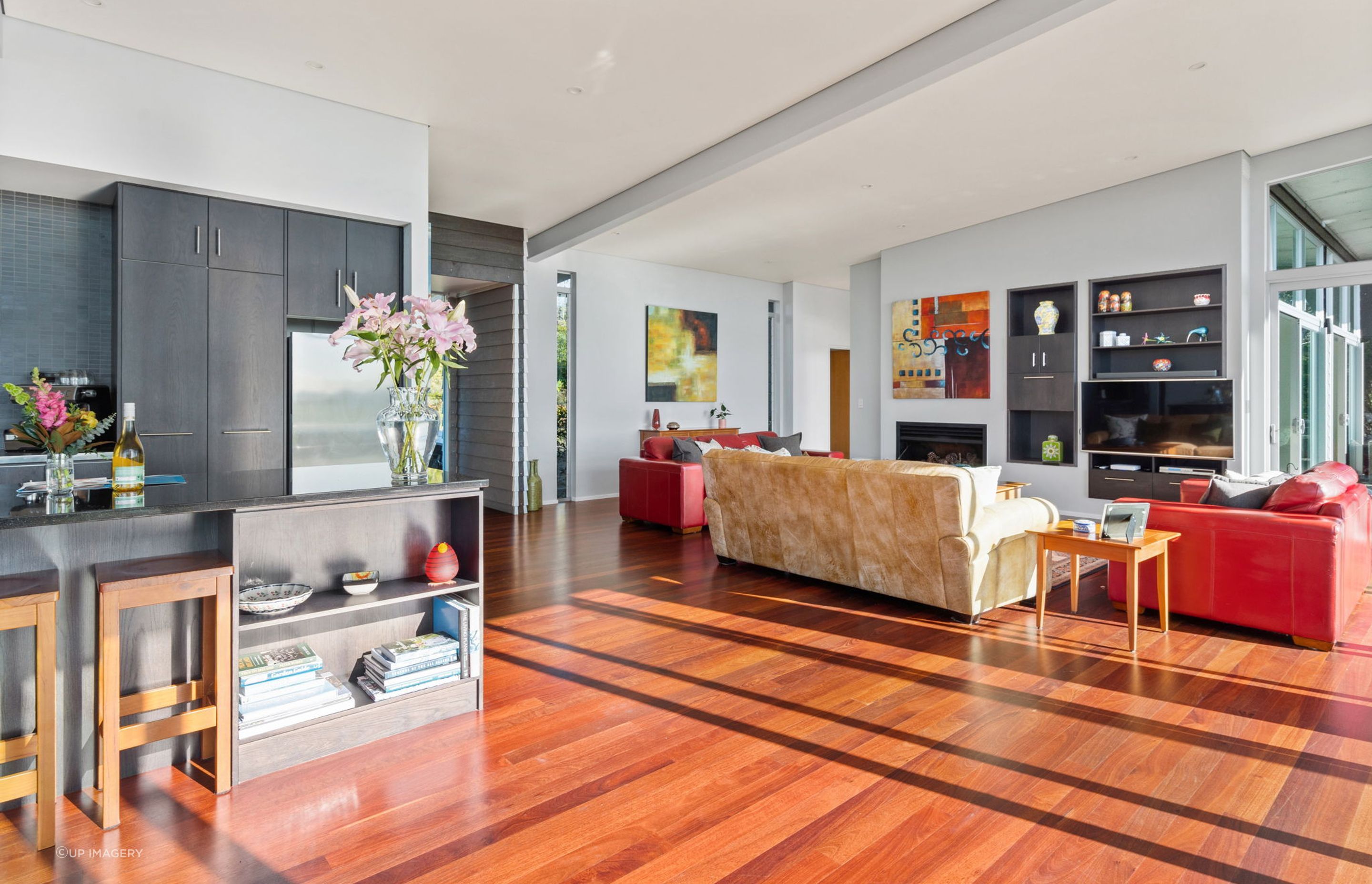 8-web-or-mls-147-Pompallier-Estate-Drive-11.jpg