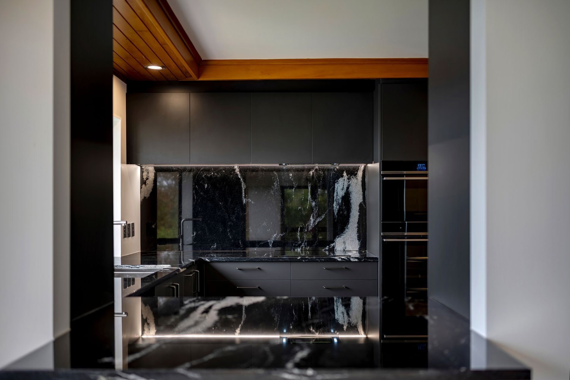 Because true luxury is in the way it feels to use the space, not just look at it.