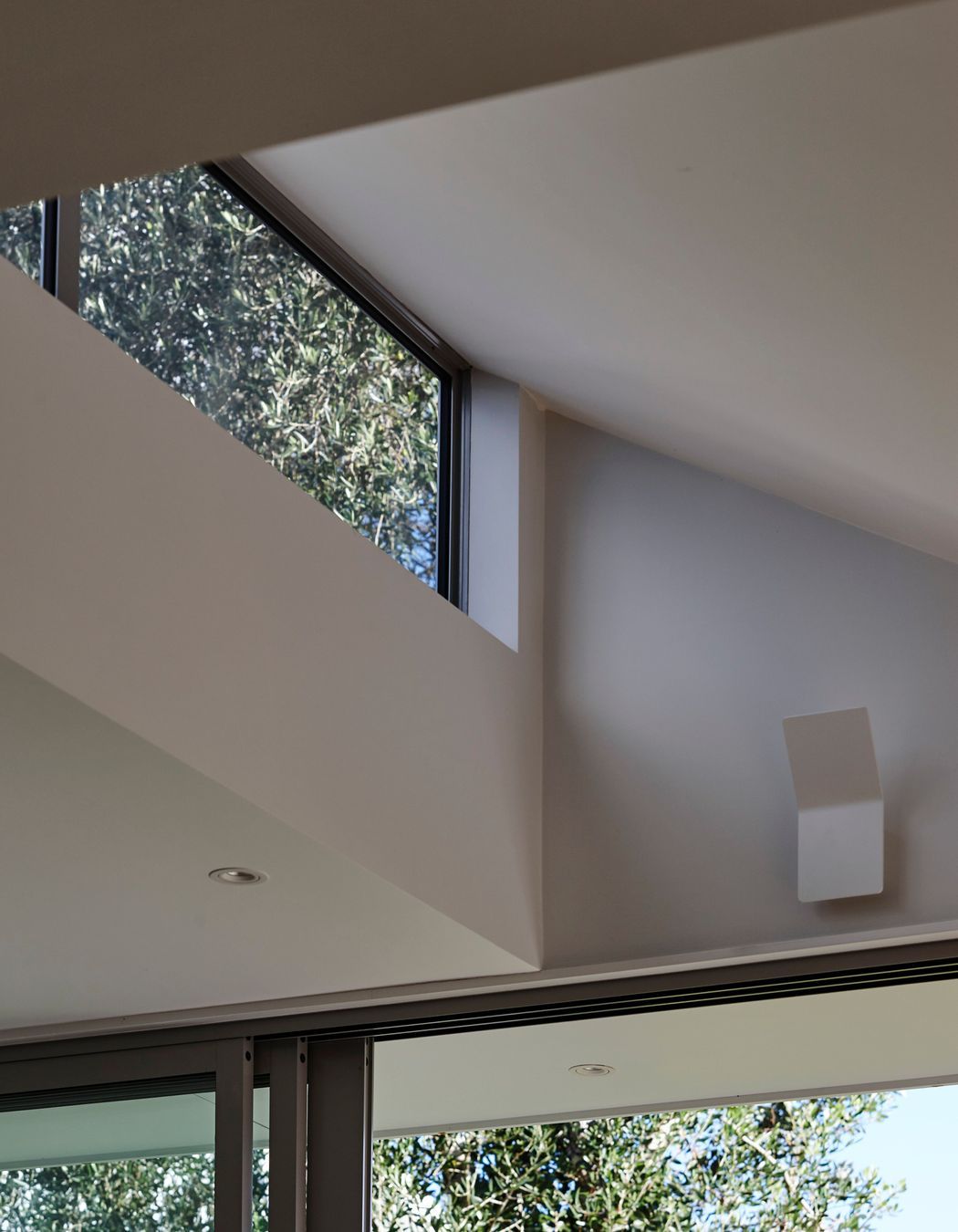 9-2204-FOURWALLS-2-Stanmore-Rd354x.jpg