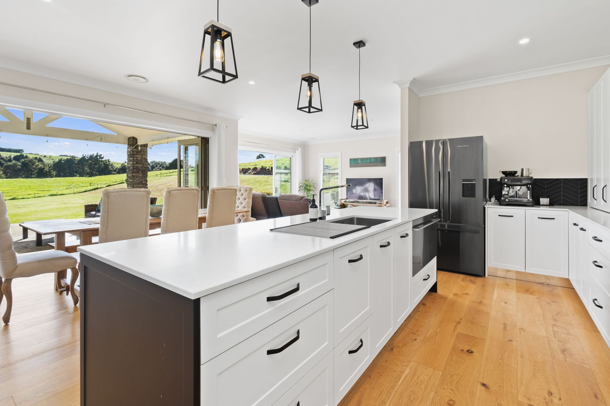 9-web-or-mls-20-Purakau-Rd-18.jpg