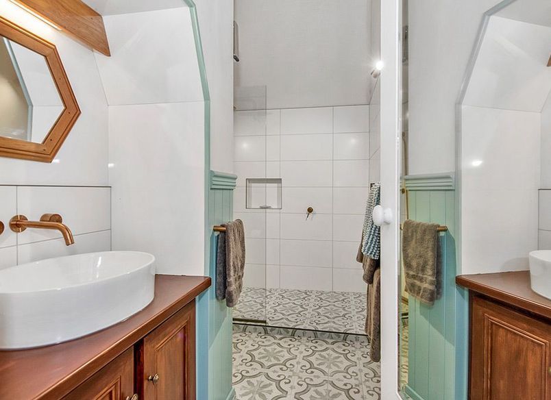 Ensuite gets Eclectic Update in Karapiro