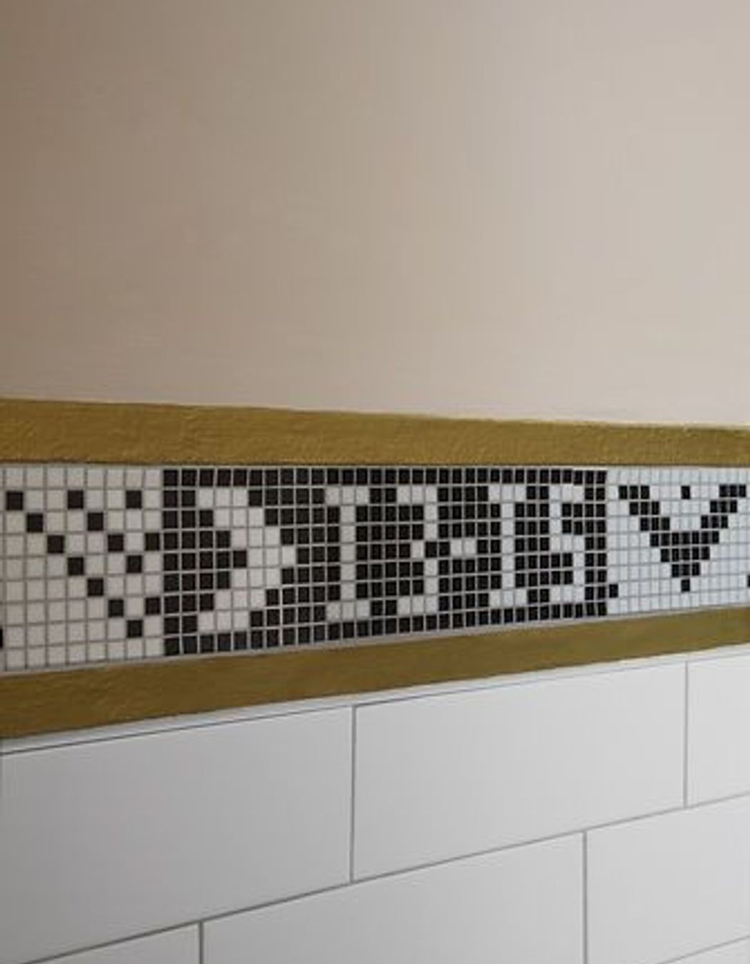 Versailles, Darlinghurst