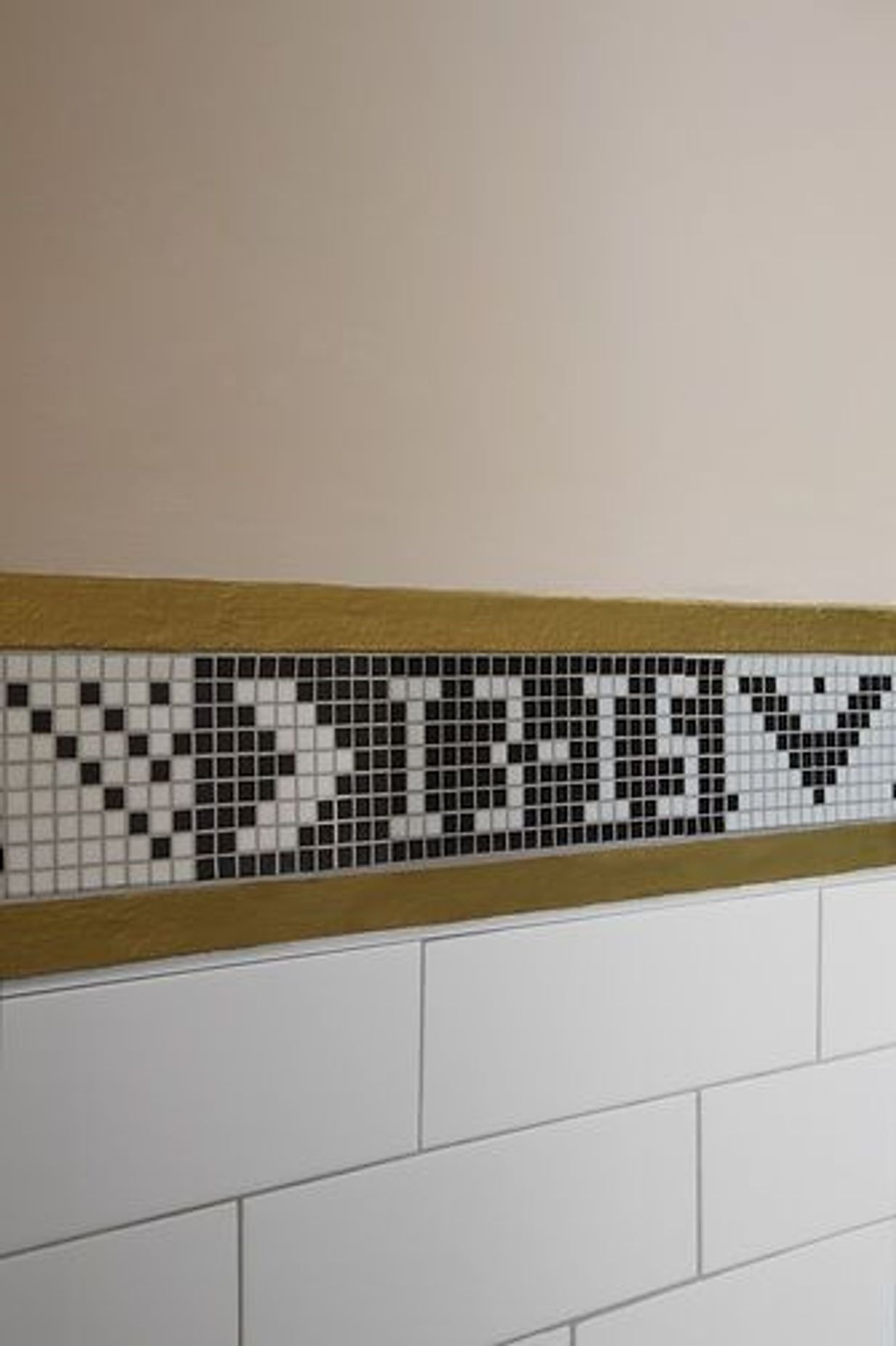 Versailles, Darlinghurst