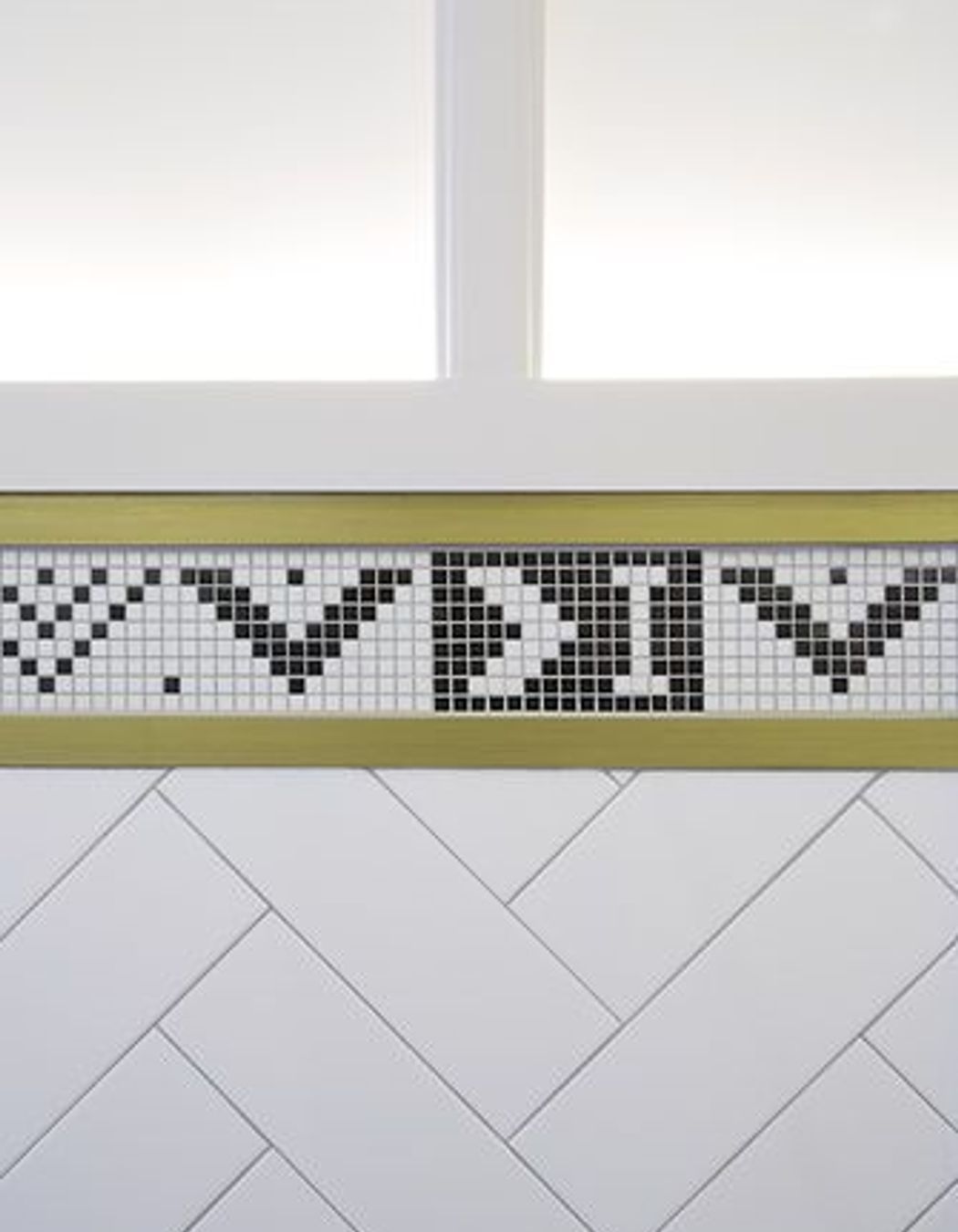 Versailles, Darlinghurst