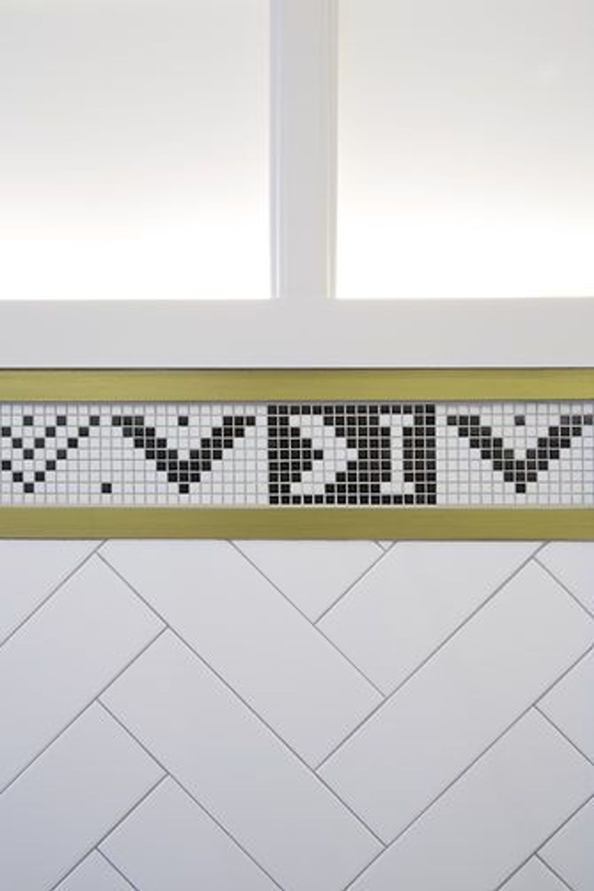 Versailles, Darlinghurst