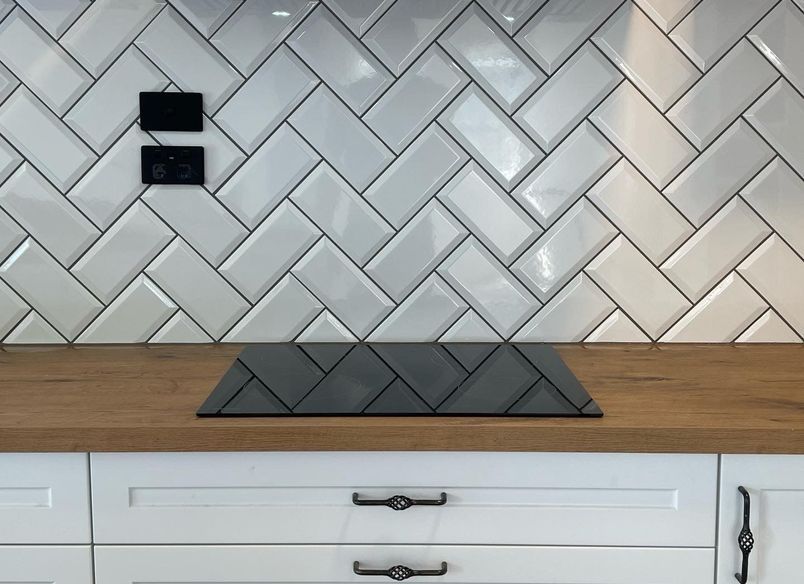 Kitchens, Laundries & Floor Tiling