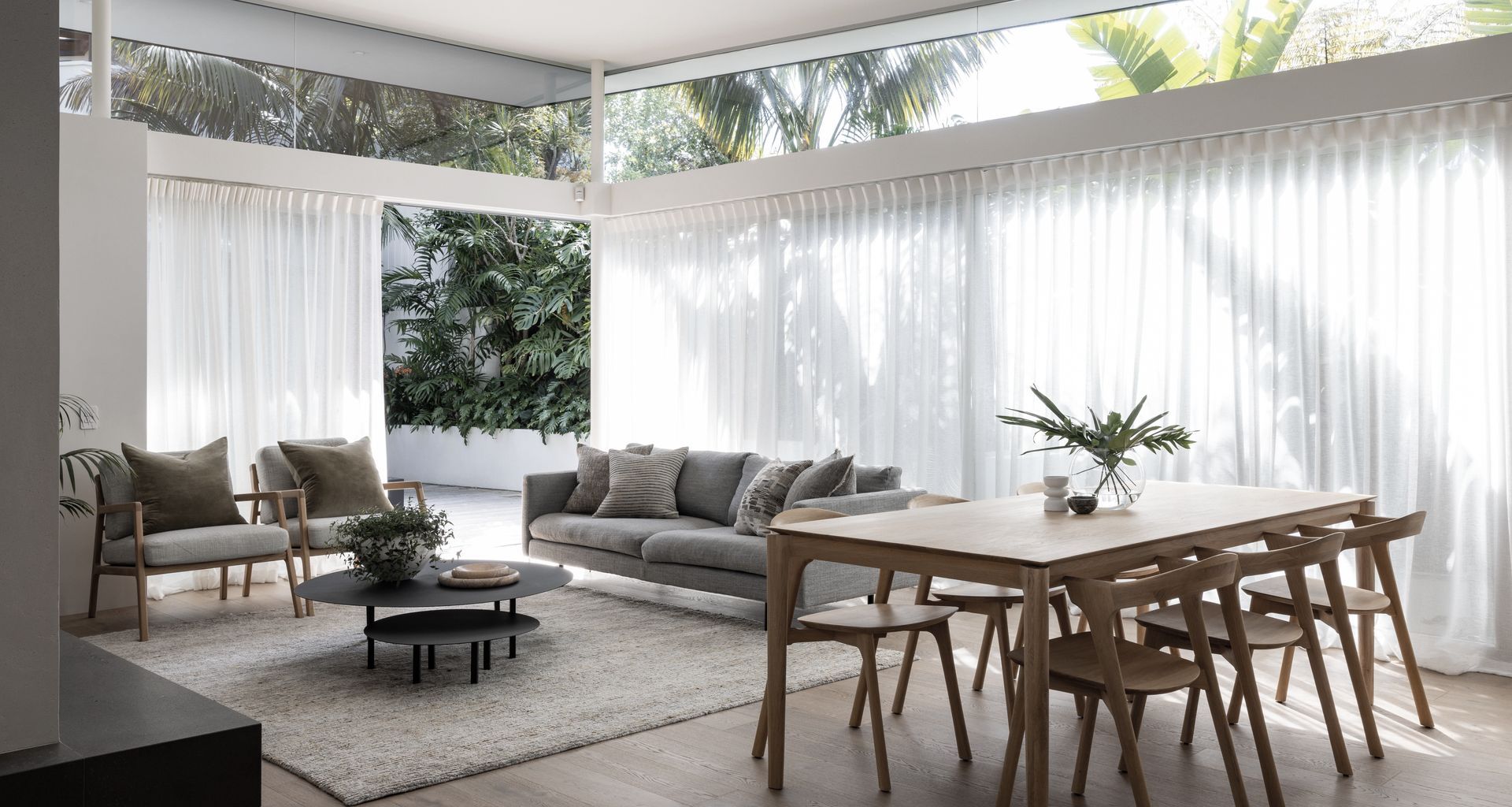 Castor Bay House banner