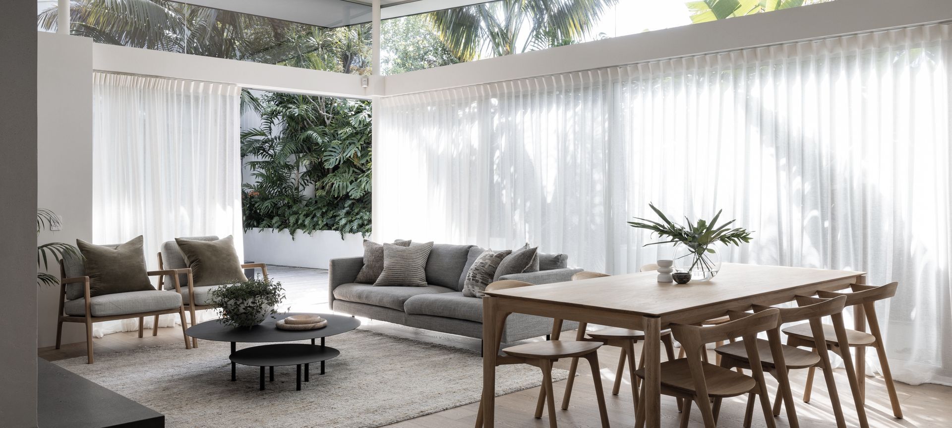 Castor Bay House banner