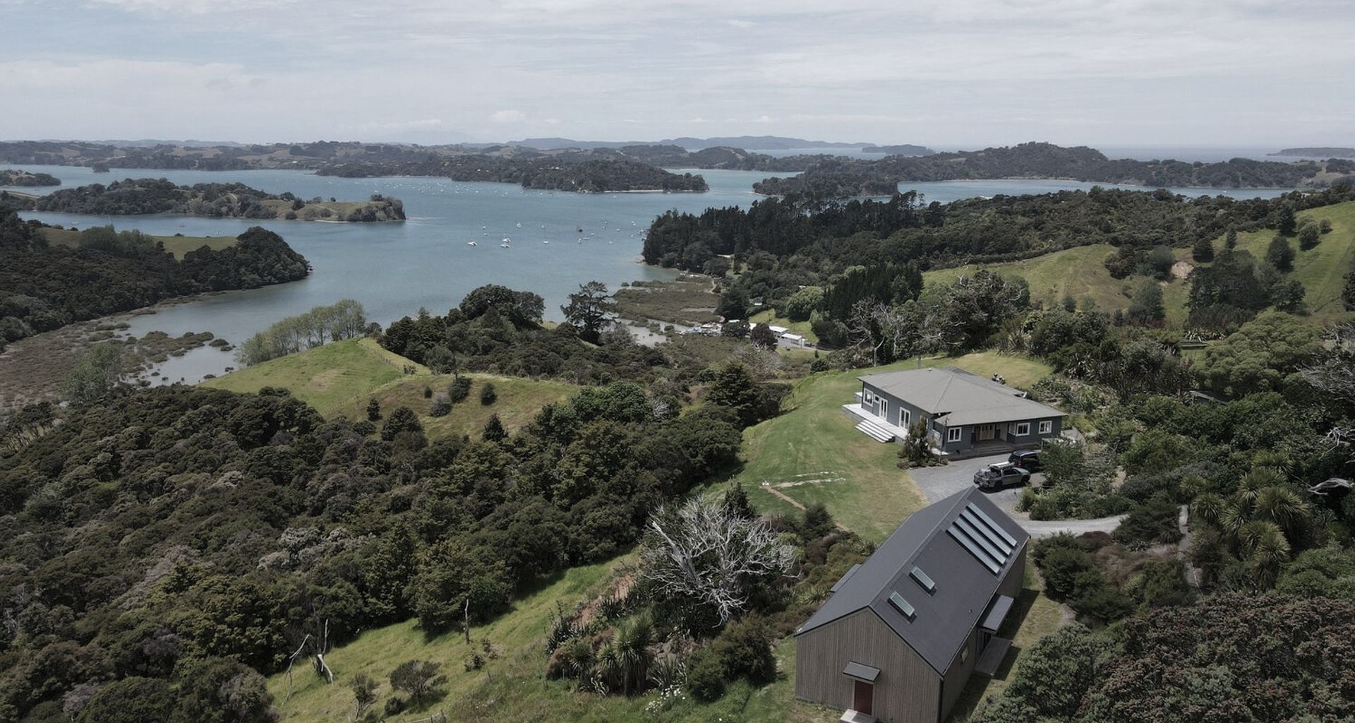 Mahurangi West Road banner