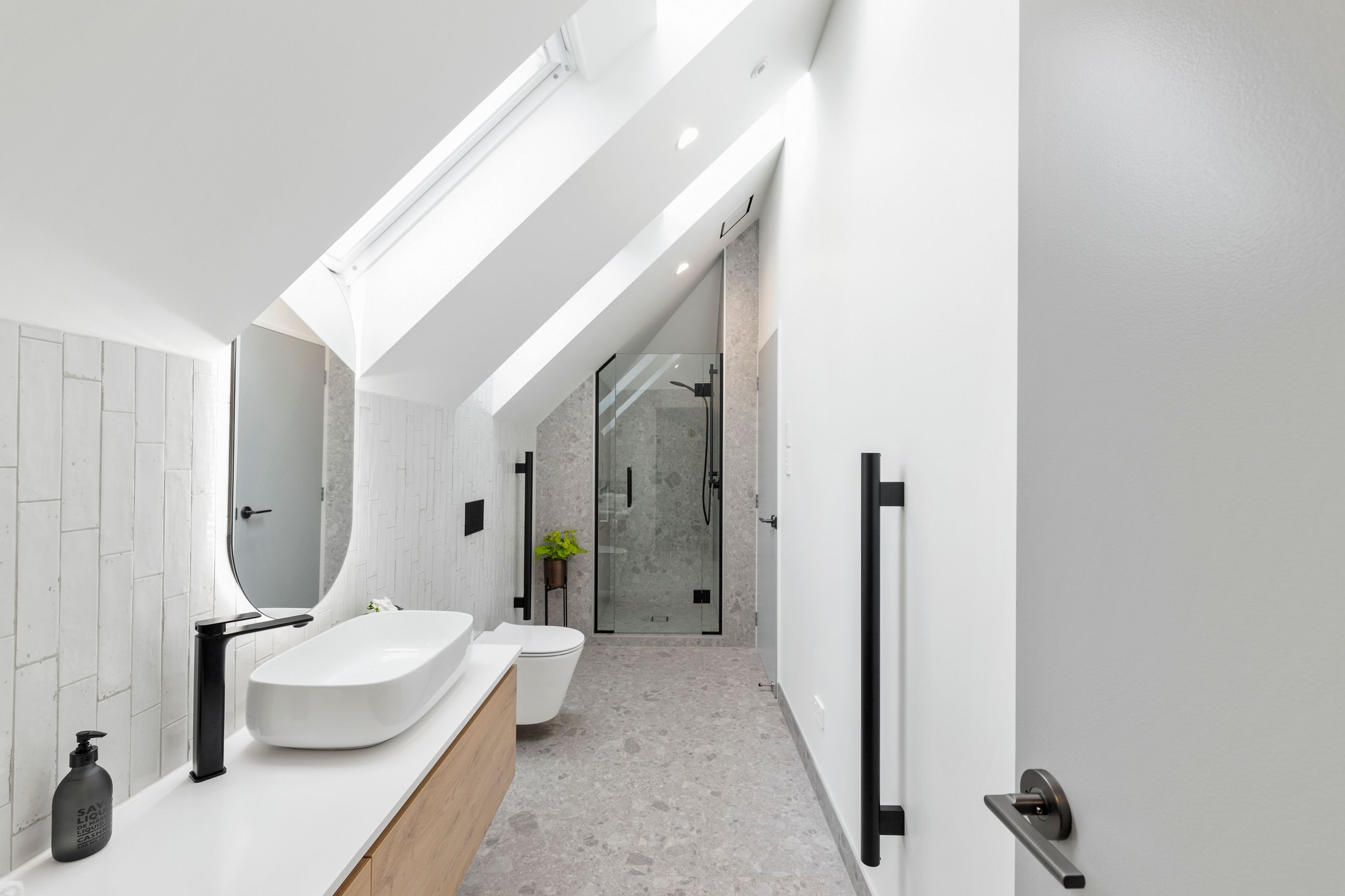 Modern Healthy Home with Architectural Flare