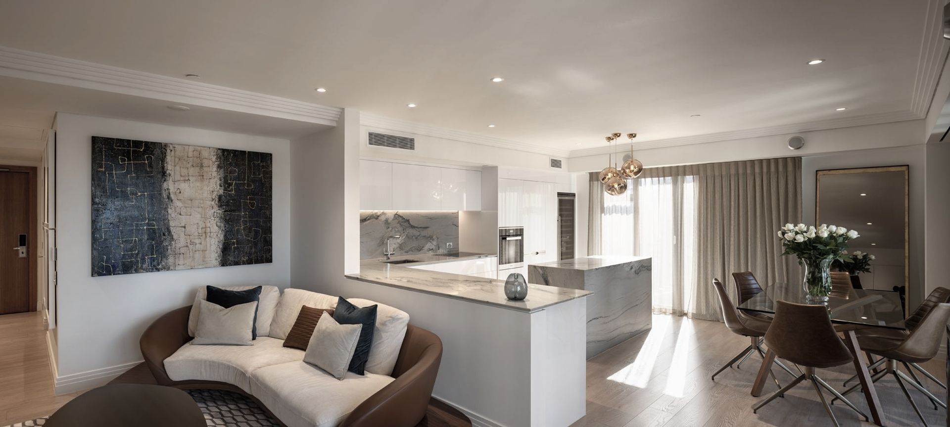 Metropolis Apartment banner