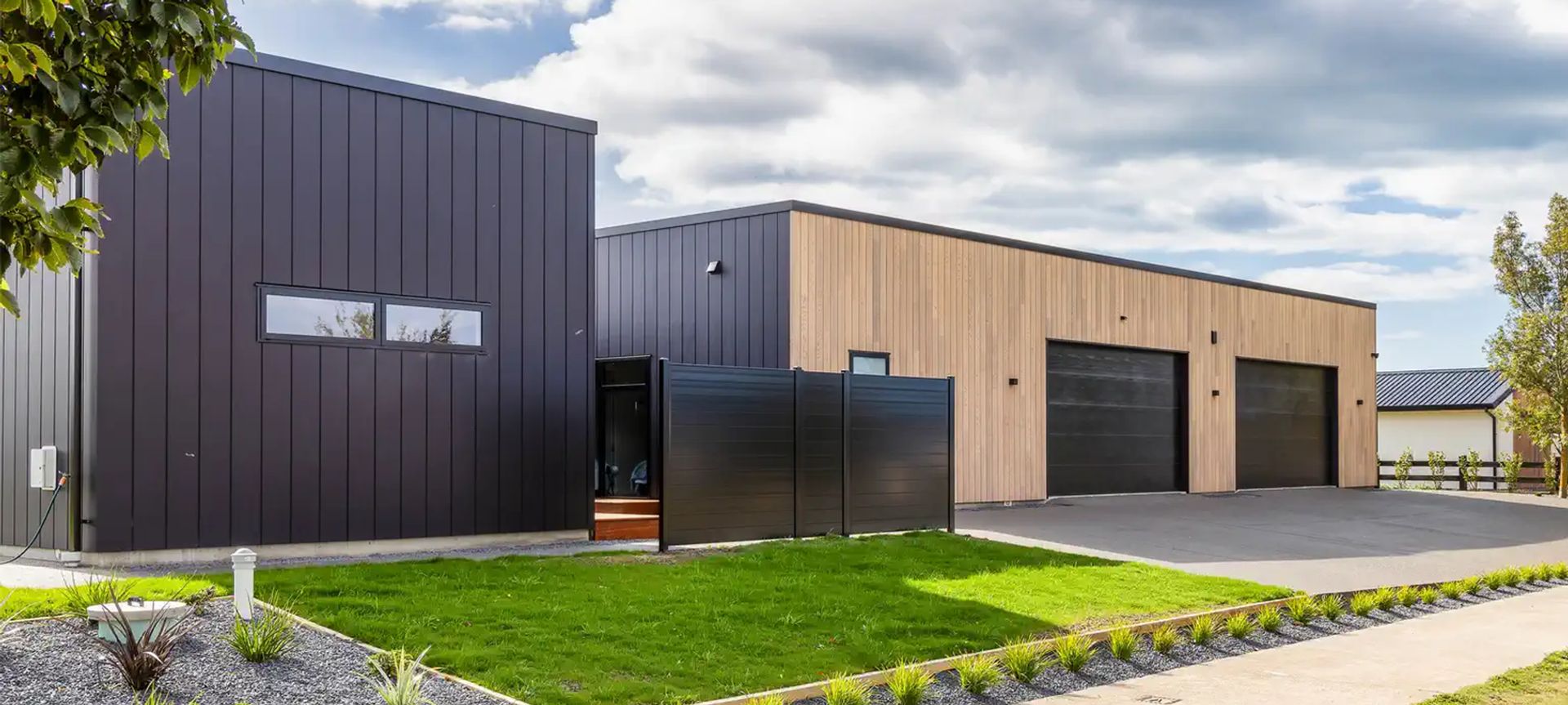 Flat Woodgrain | North Canterbury banner