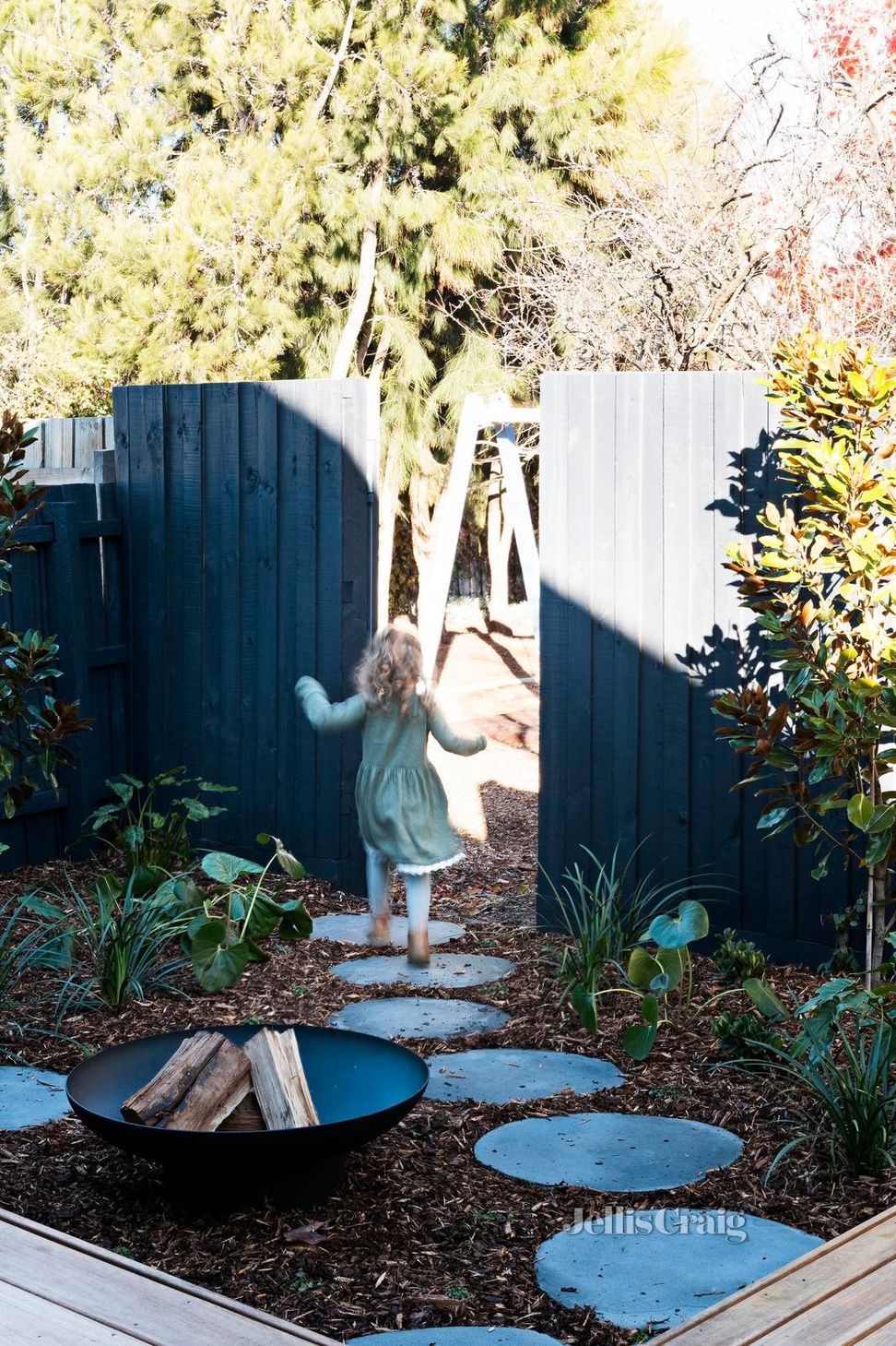 AX-i1000FS-SS-Parkview-House-Thornbury-VIC-Interior-16.jpeg