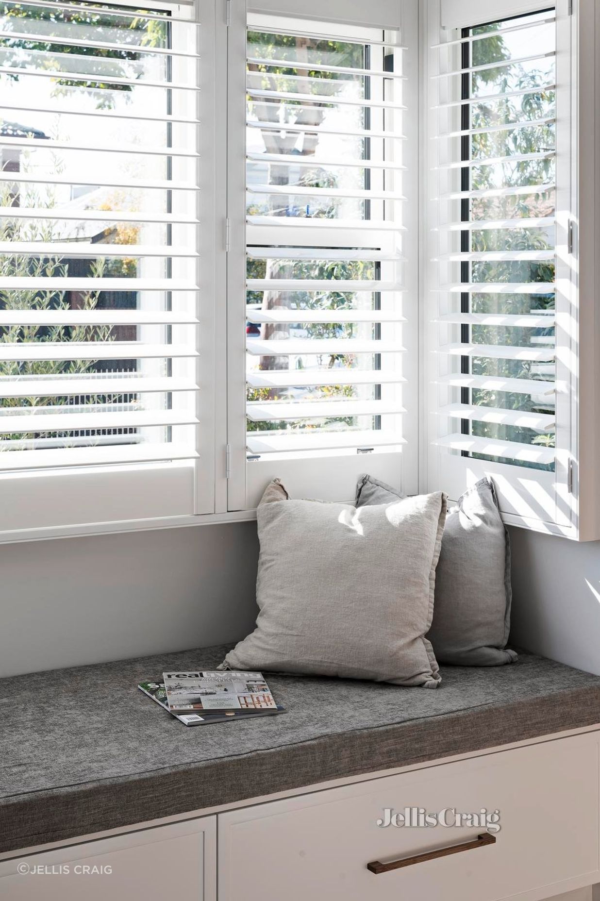AX-i1000FS-SS-Parkview-House-Thornbury-VIC-Interior-7-v2.jpeg