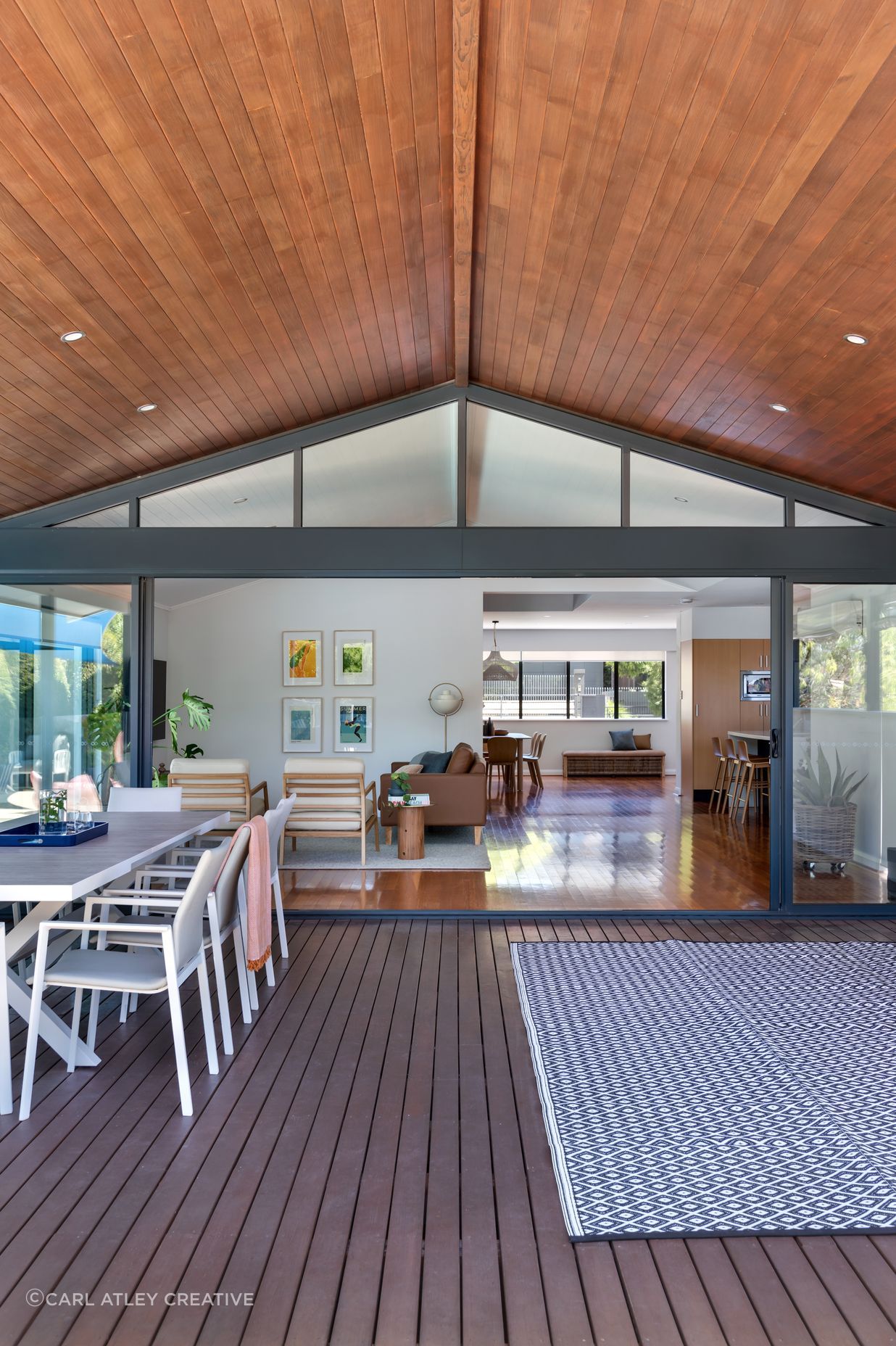 AdelaDesignCityBeachHome-31.jpg