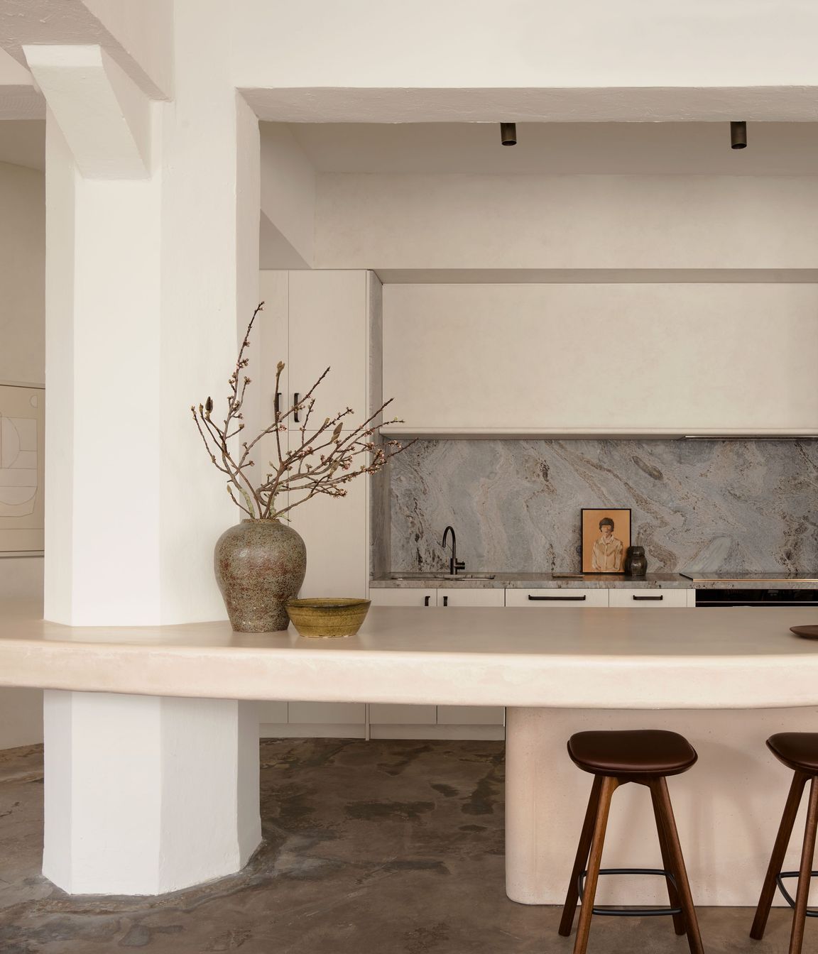 AlexanderCoFosterStSurryHills250822238069.jpg