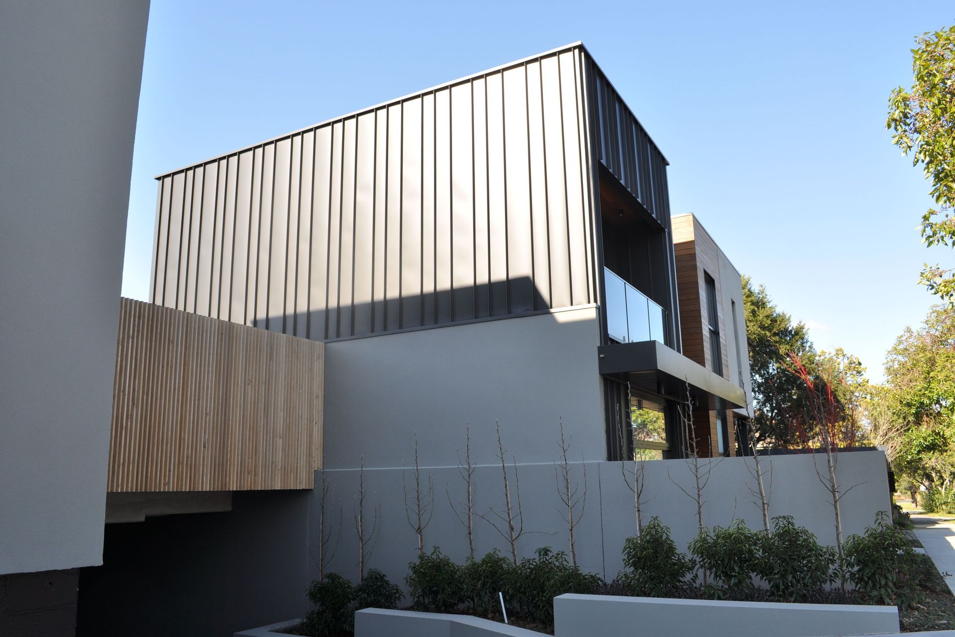 Aluminium-CT48-wallcladding-in-Satin-Black-finish-7.JPG