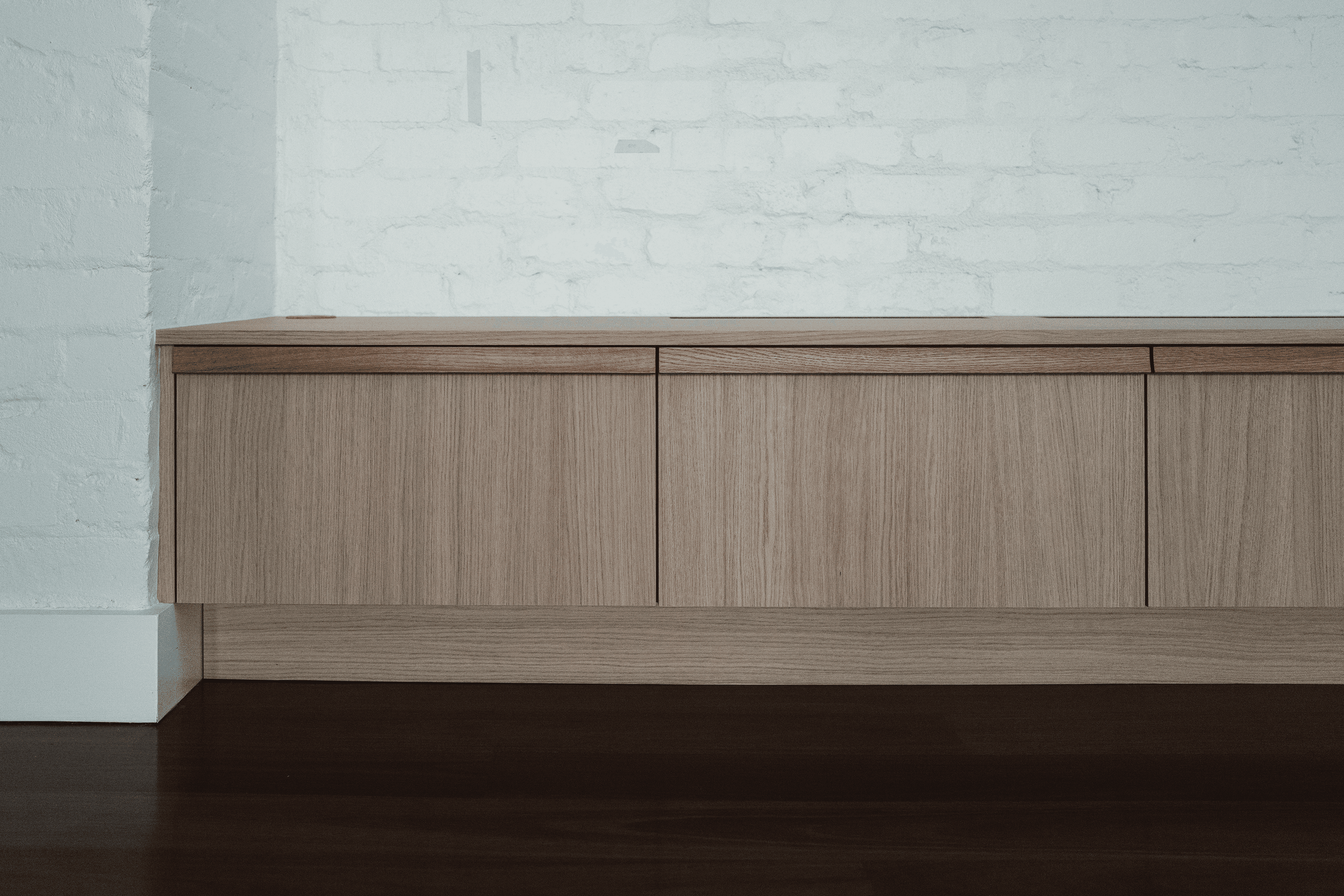AnnaCarinDesignTouchHandlesCustomJoineryTheBlockHandles.png