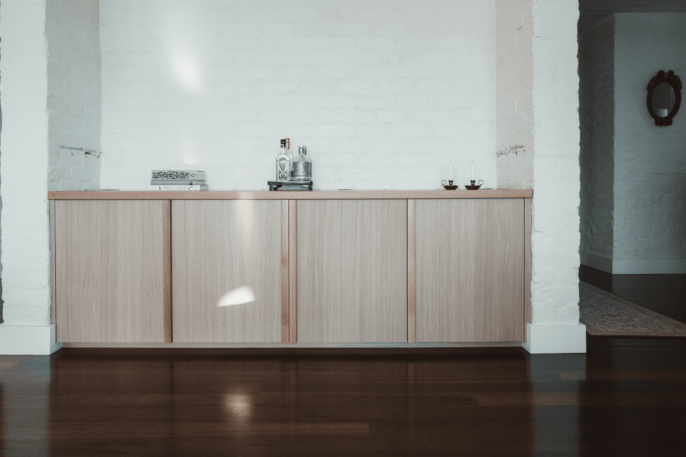 AnnaCarinDesignTouchHandlesCustomJoineryTheBlockHandlesHeroPic.png